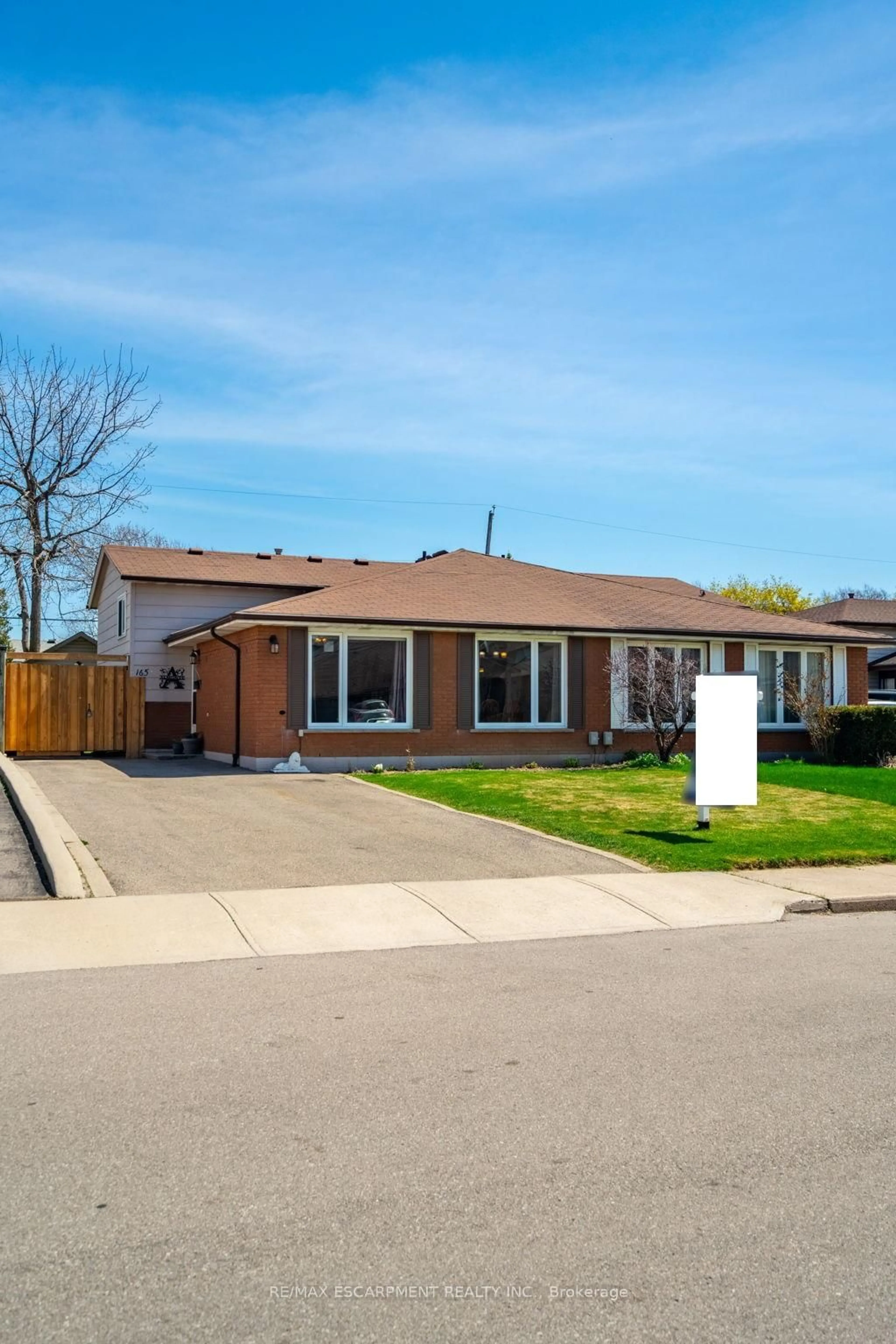 Home with brick exterior material, street for 165 St Andrews Dr, Hamilton Ontario L8K 5K1