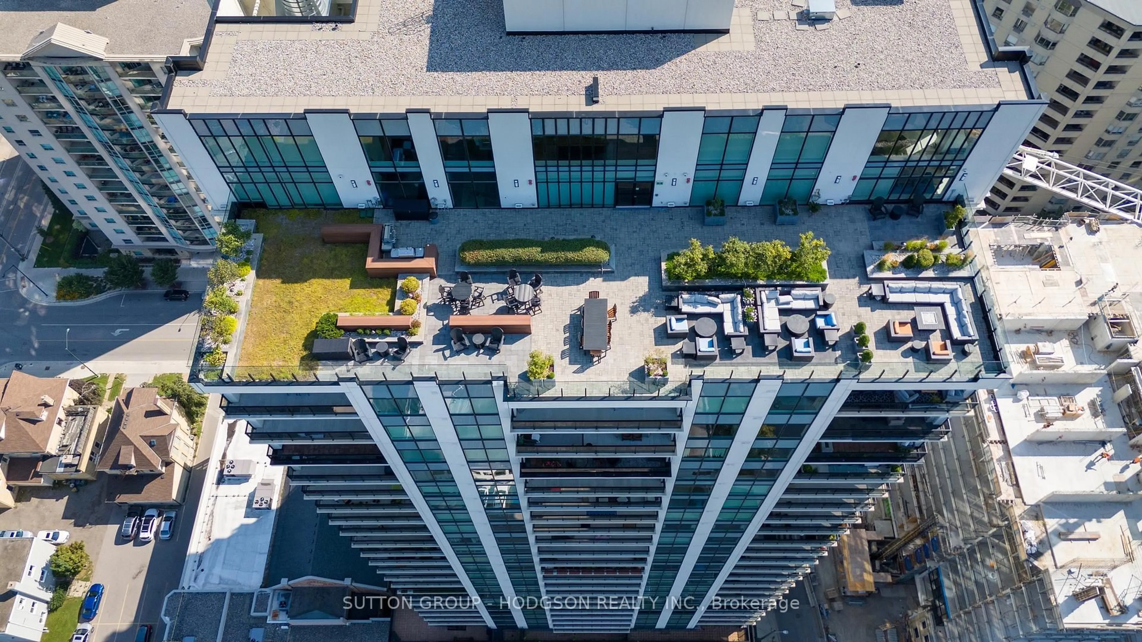 A pic from outside/outdoor area/front of a property/back of a property/a pic from drone, city buildings view from balcony for 505 Talbot St #1504, London East Ontario N6A 2S6