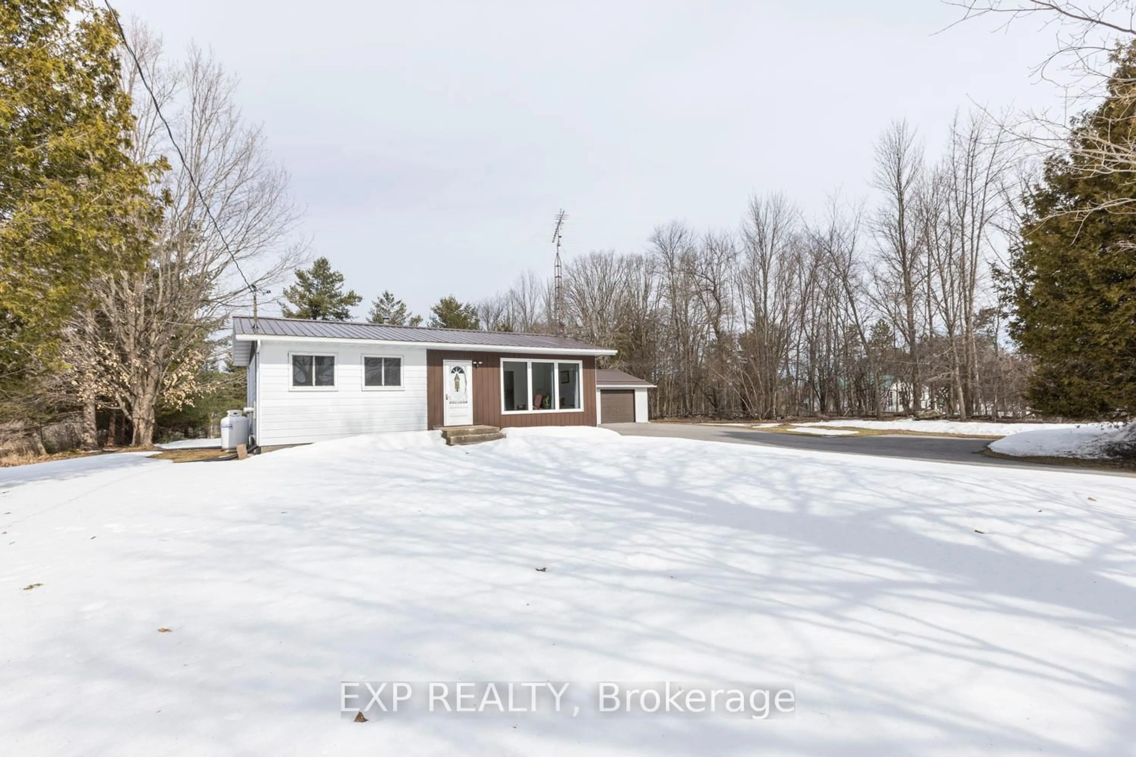 A pic from outside/outdoor area/front of a property/back of a property/a pic from drone, unknown for 1069 Prestonvale Rd, Lanark Ontario K0G 1K0