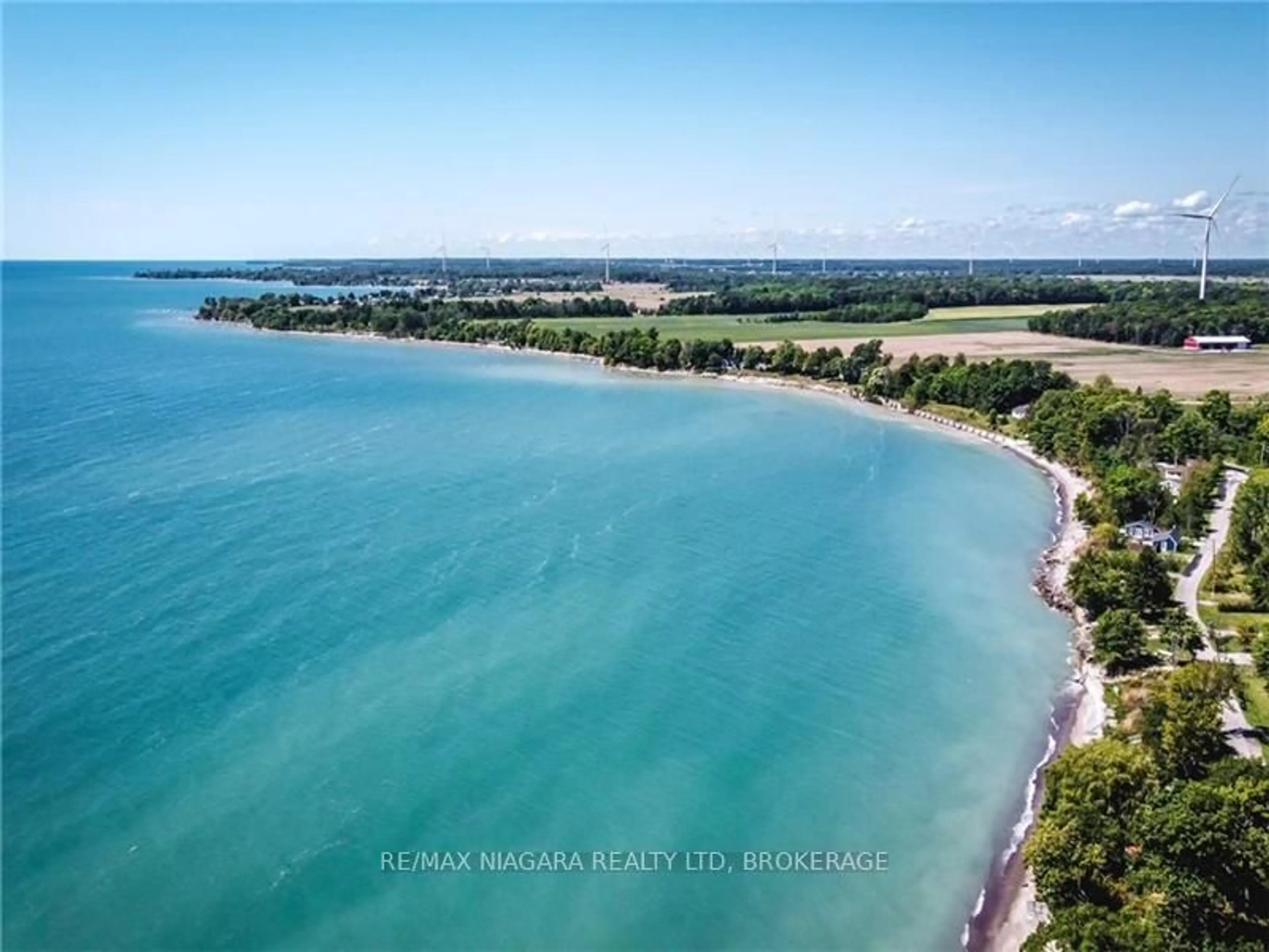 A pic from outside/outdoor area/front of a property/back of a property/a pic from drone, water/lake/river/ocean view for 577 Edgewater Pl, Haldimand Ontario N1A 2W8