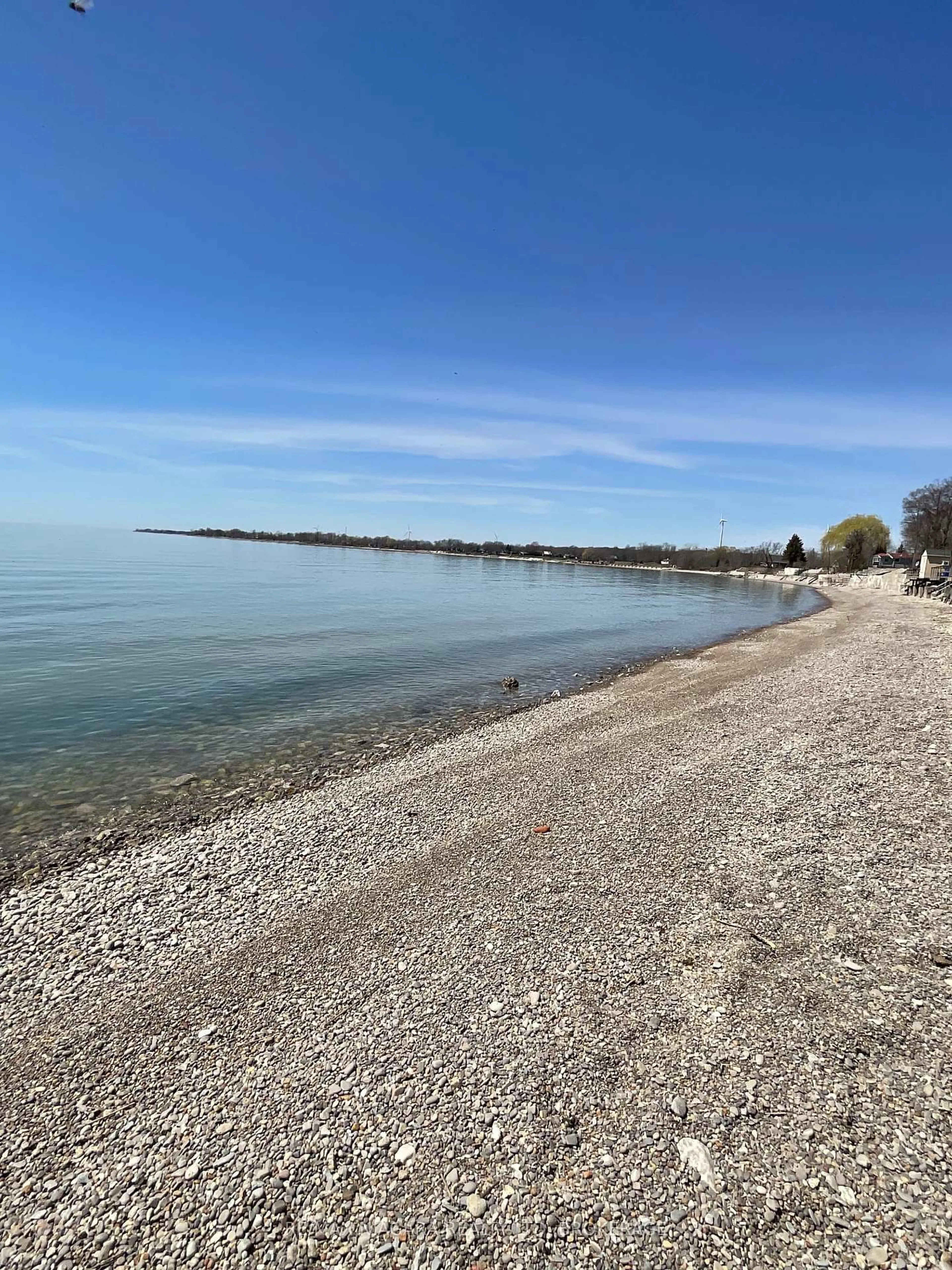Blurry image for 577 Edgewater Pl, Haldimand Ontario N1A 2W8