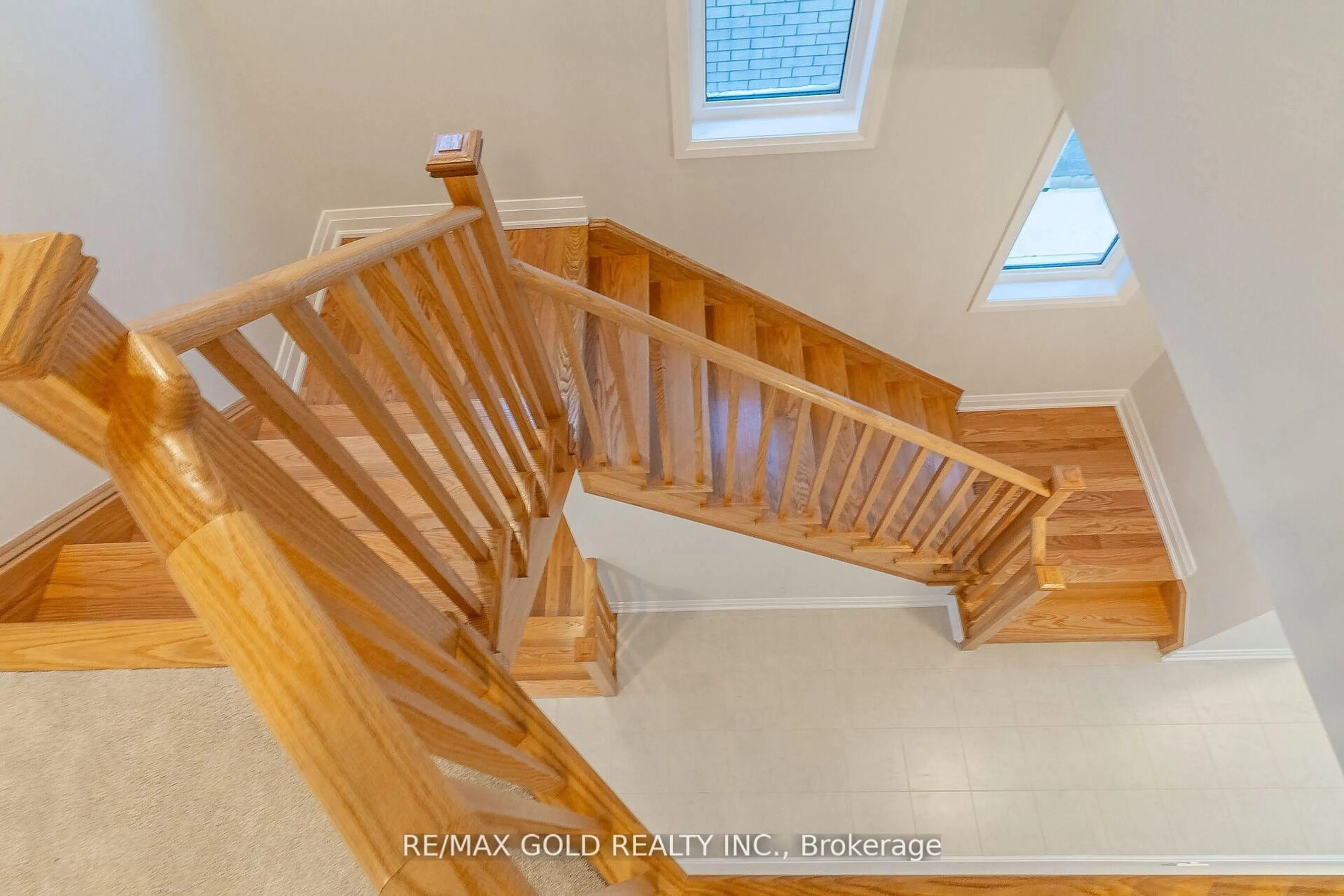 Stairs for 837 Knights Lane, Woodstock Ontario N4T 0P7