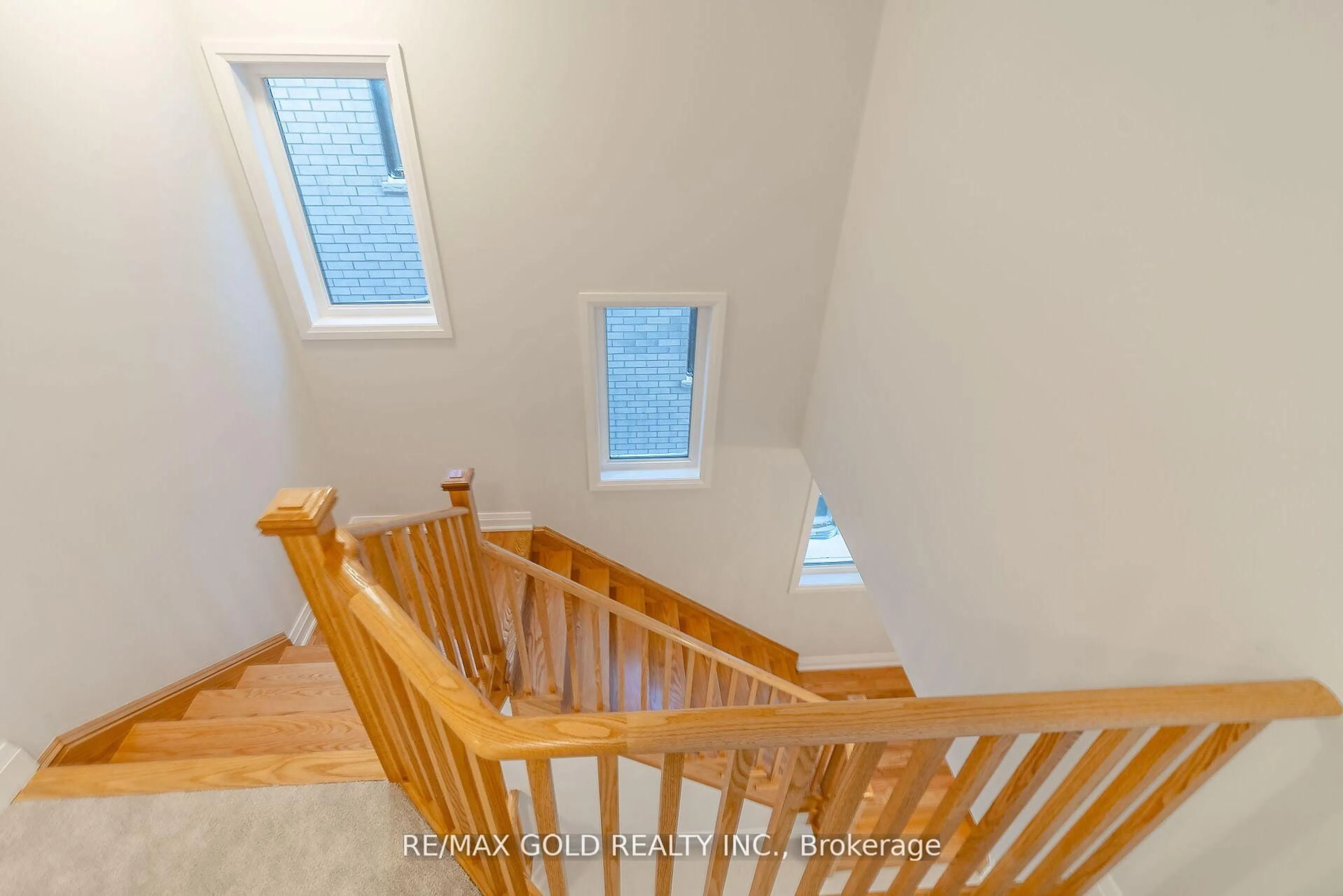 Stairs for 837 Knights Lane, Woodstock Ontario N4T 0P7