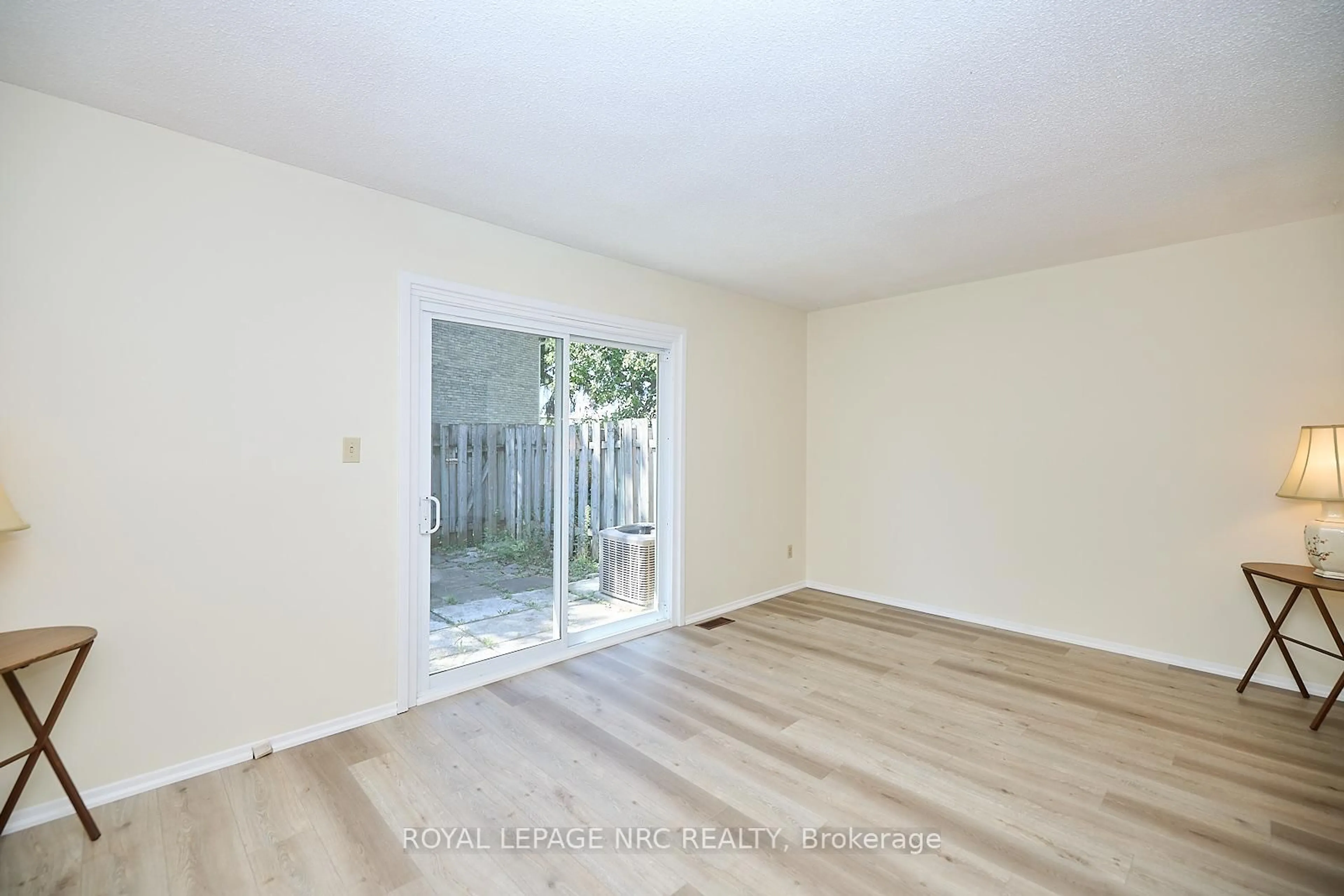 A pic of a room for 75 Ventura Dr #23, St. Catharines Ontario L2R 7J7