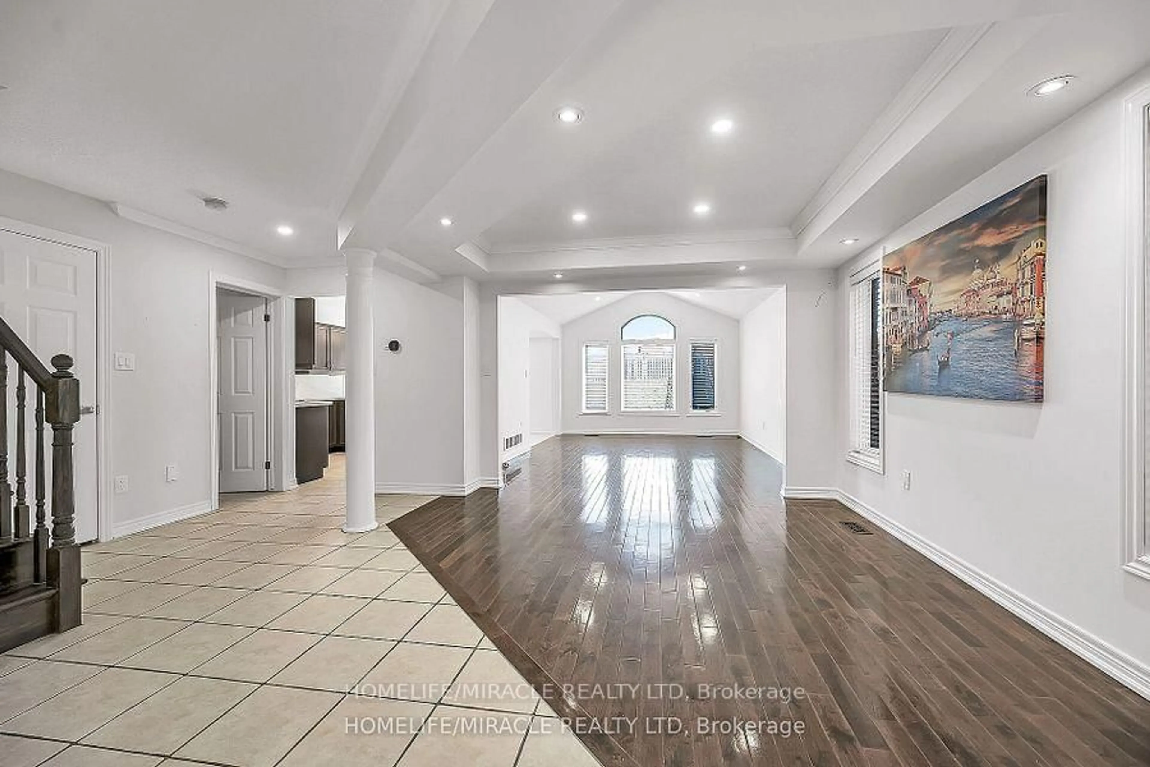 Unknown for 226 Spring valley Cres, Hamilton Ontario L9C 0B4