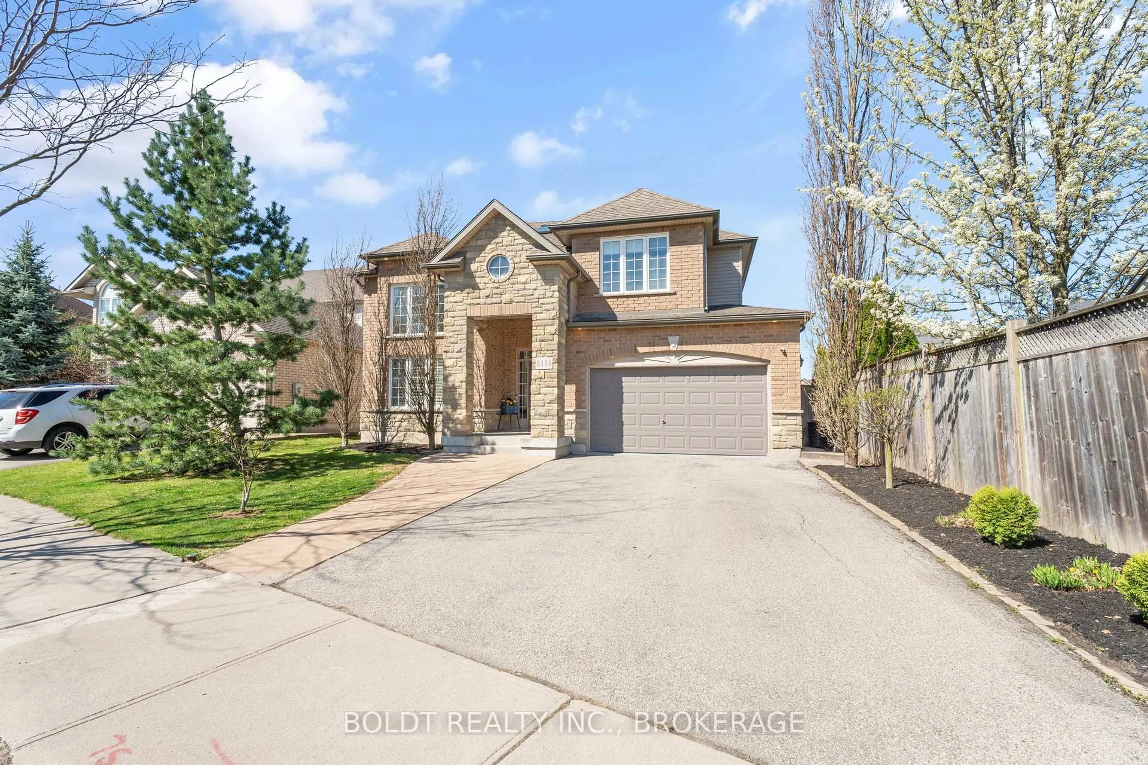 Home with brick exterior material, street for 8114 Windsong Dr, Niagara Falls Ontario L2H 3M4