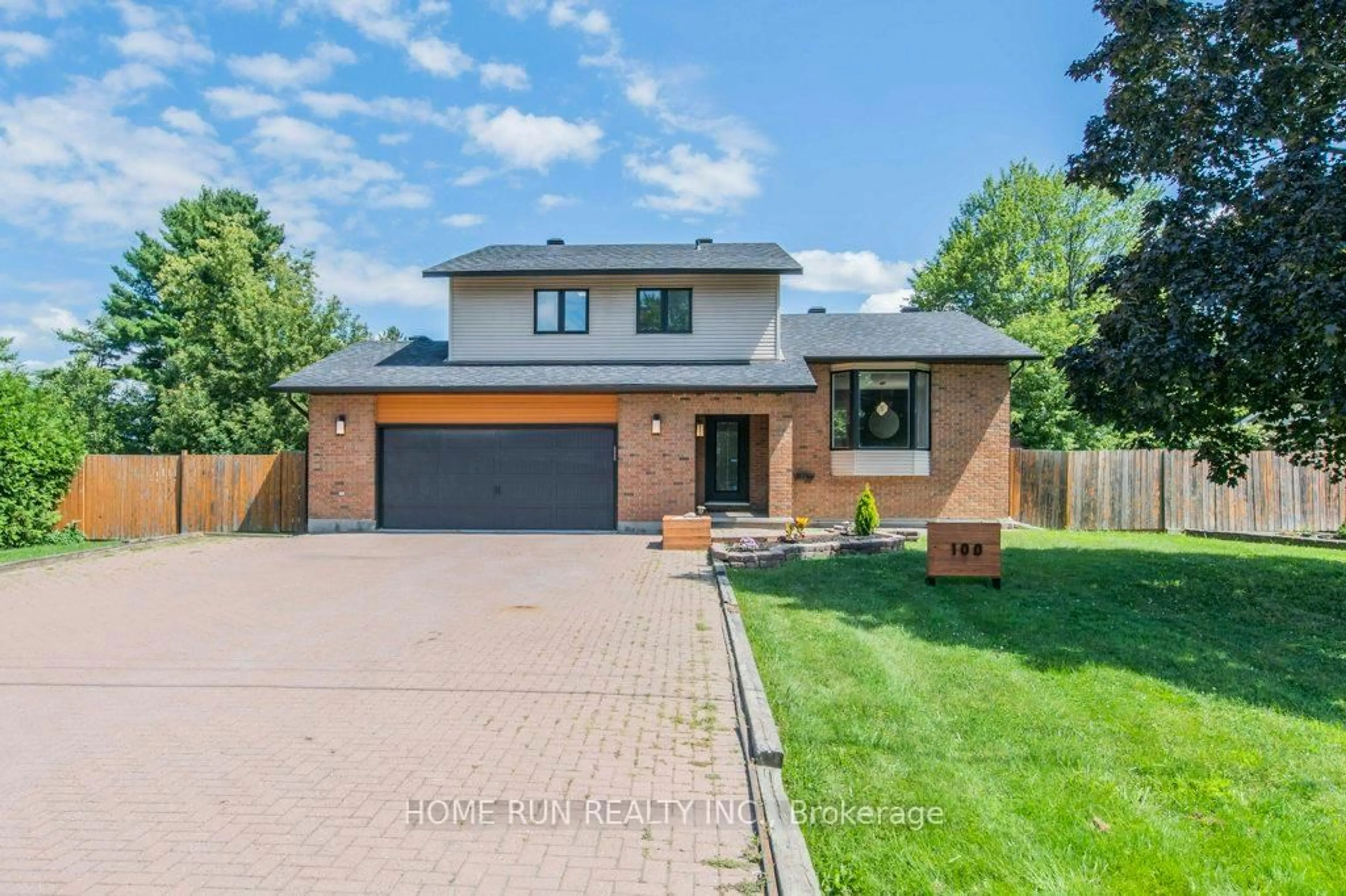 Home with brick exterior material, street for 100 Lennox St, Richmond Ontario K0A 2Z0