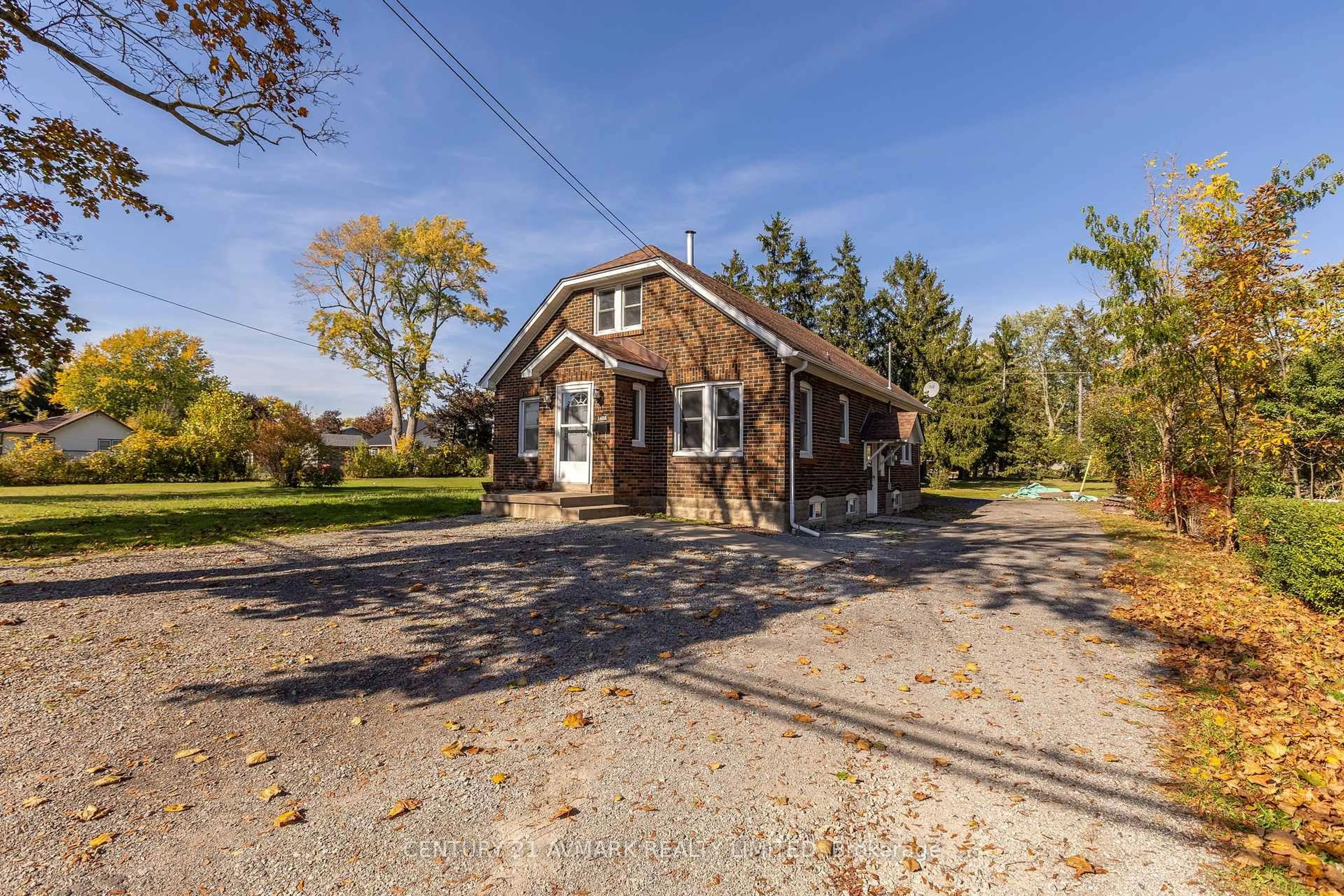 A pic from outside/outdoor area/front of a property/back of a property/a pic from drone, street for 1408 Garrison Rd, Fort Erie Ontario L2A 1P6
