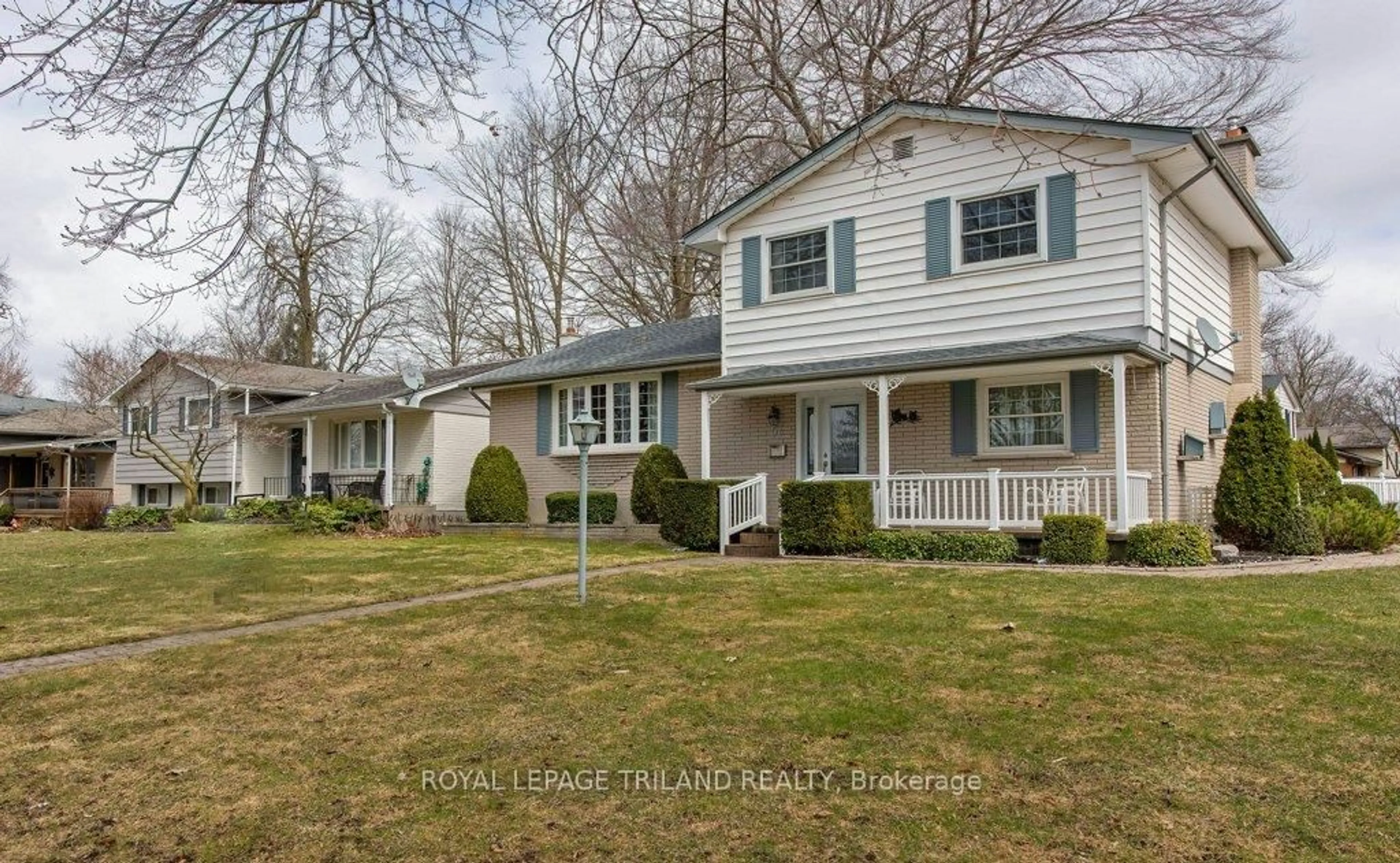 Home with vinyl exterior material, street for 51 Westbury Ave, London South Ontario N6J 3G2