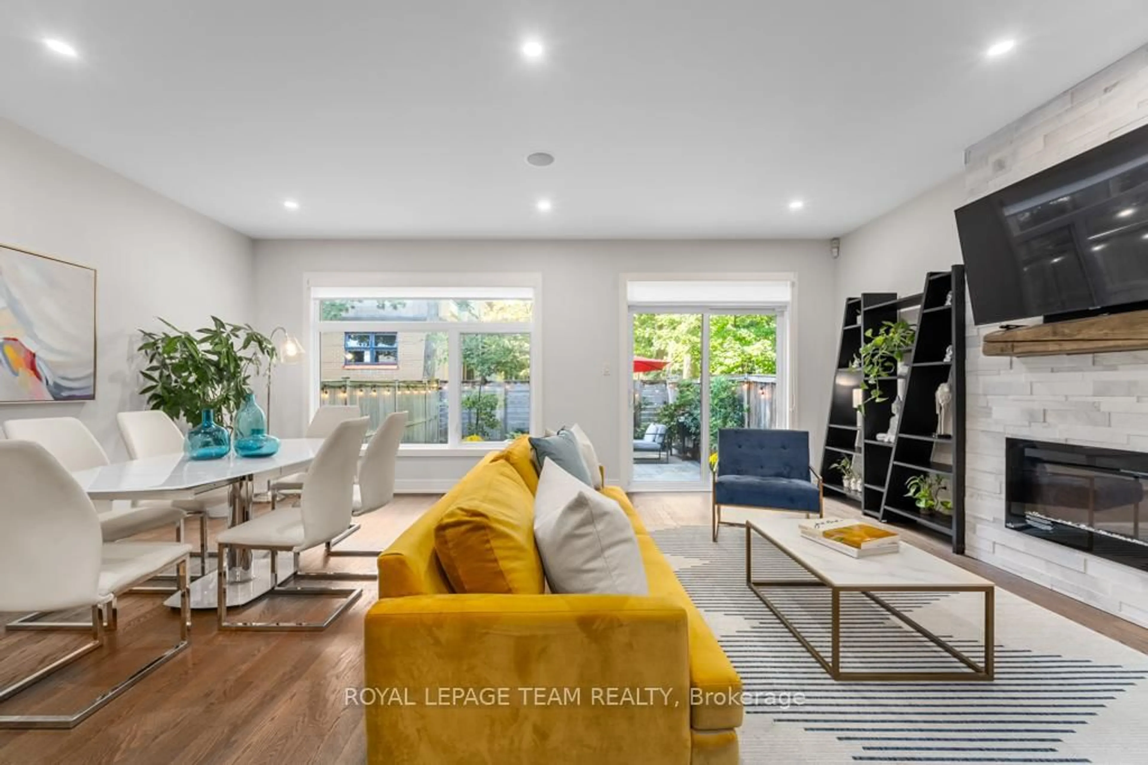Living room with furniture, unknown for 261 Beechwood Ave, Ottawa Ontario K1M 1K6
