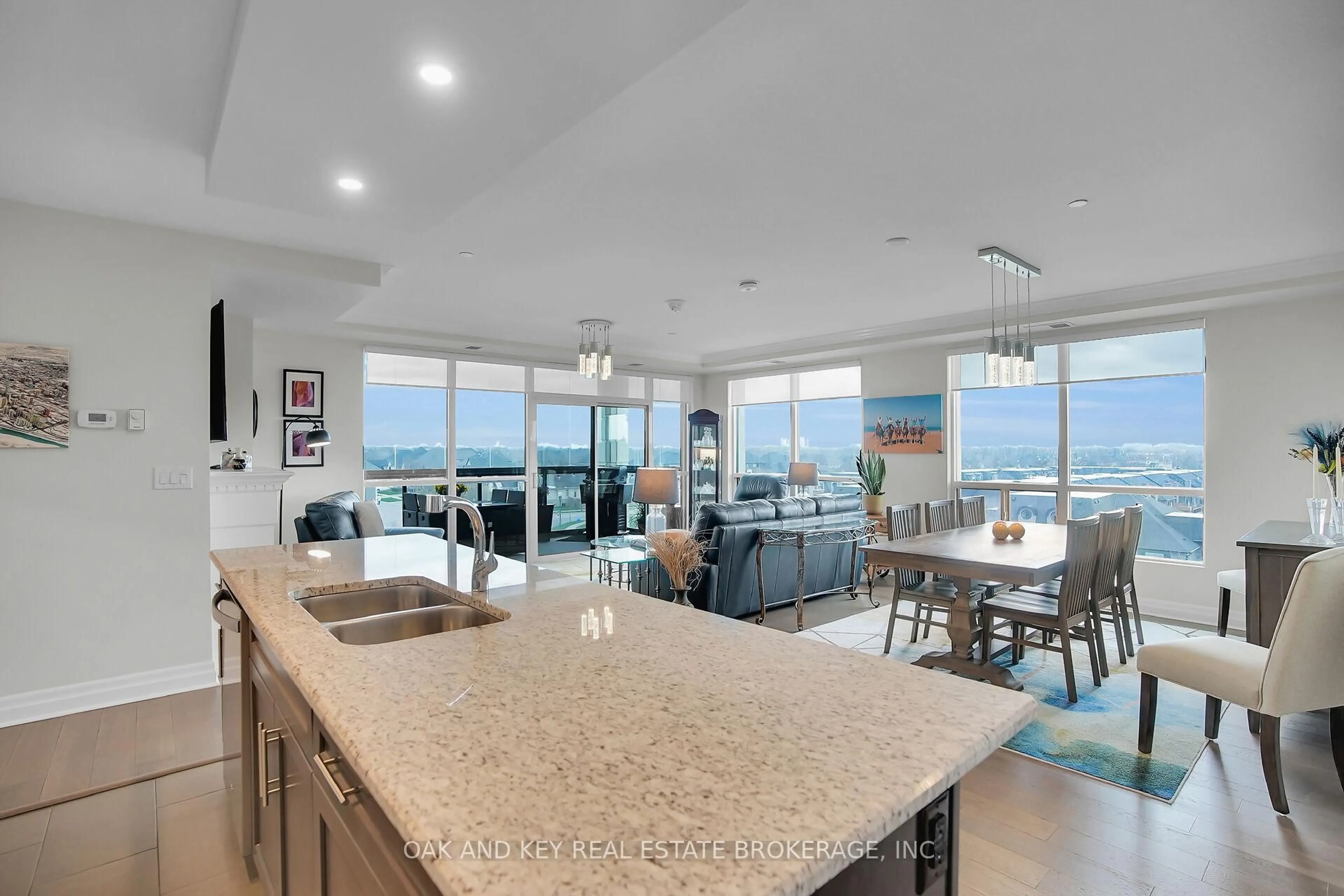 Open concept kitchen, ceramic/tile floor for 260 Villagewalk Blvd #310, London North Ontario N6G 0W6