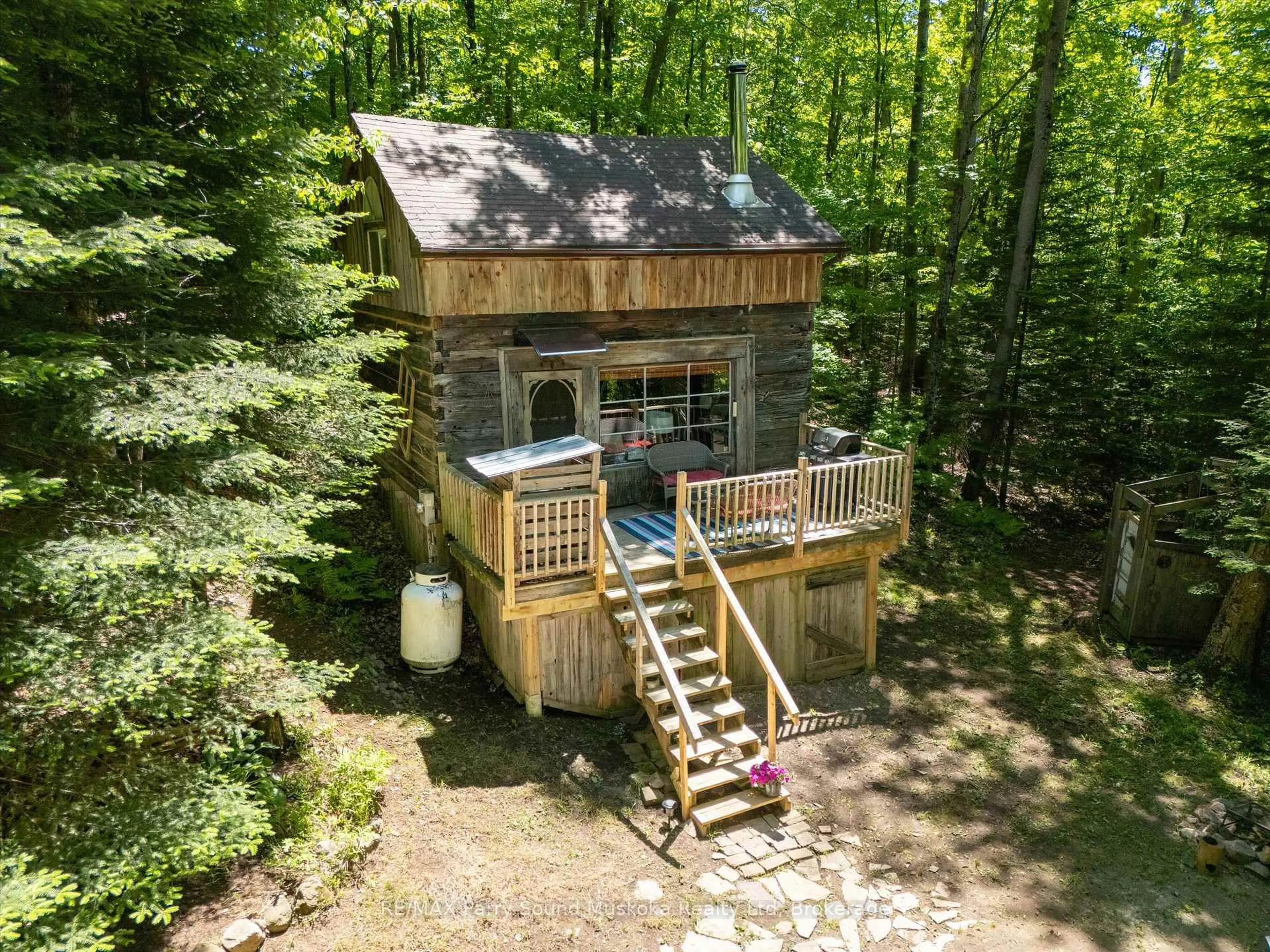 A pic from outside/outdoor area/front of a property/back of a property/a pic from drone, forest/trees view for 479 Doe Lake Rd, Armour Ontario P0A 1L0