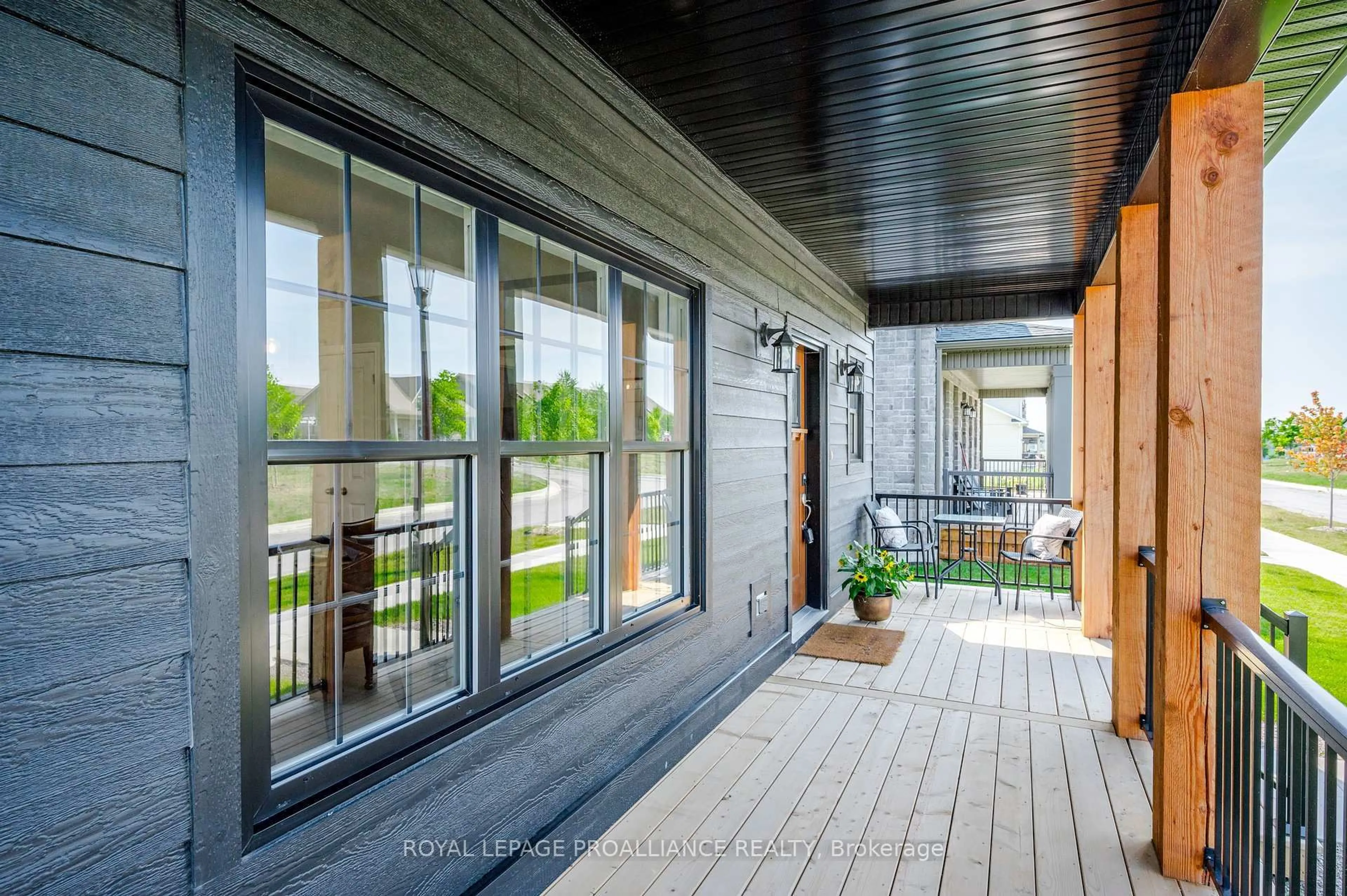 Patio, street for 913 John Fairhurst Blvd, Cobourg Ontario K9A 1L9