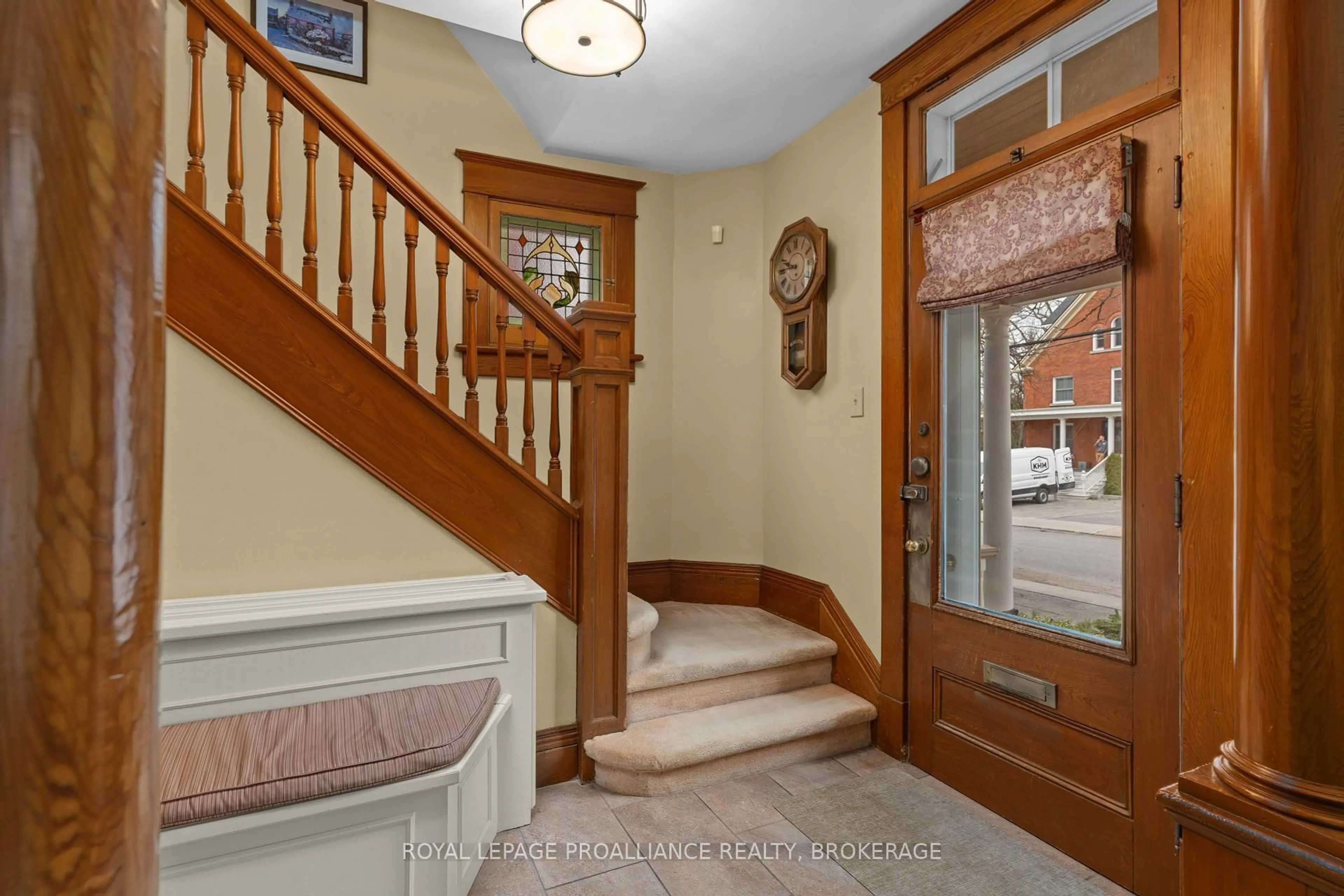 Unknown for 127 Beverley St, Kingston Ontario K7L 3Y7