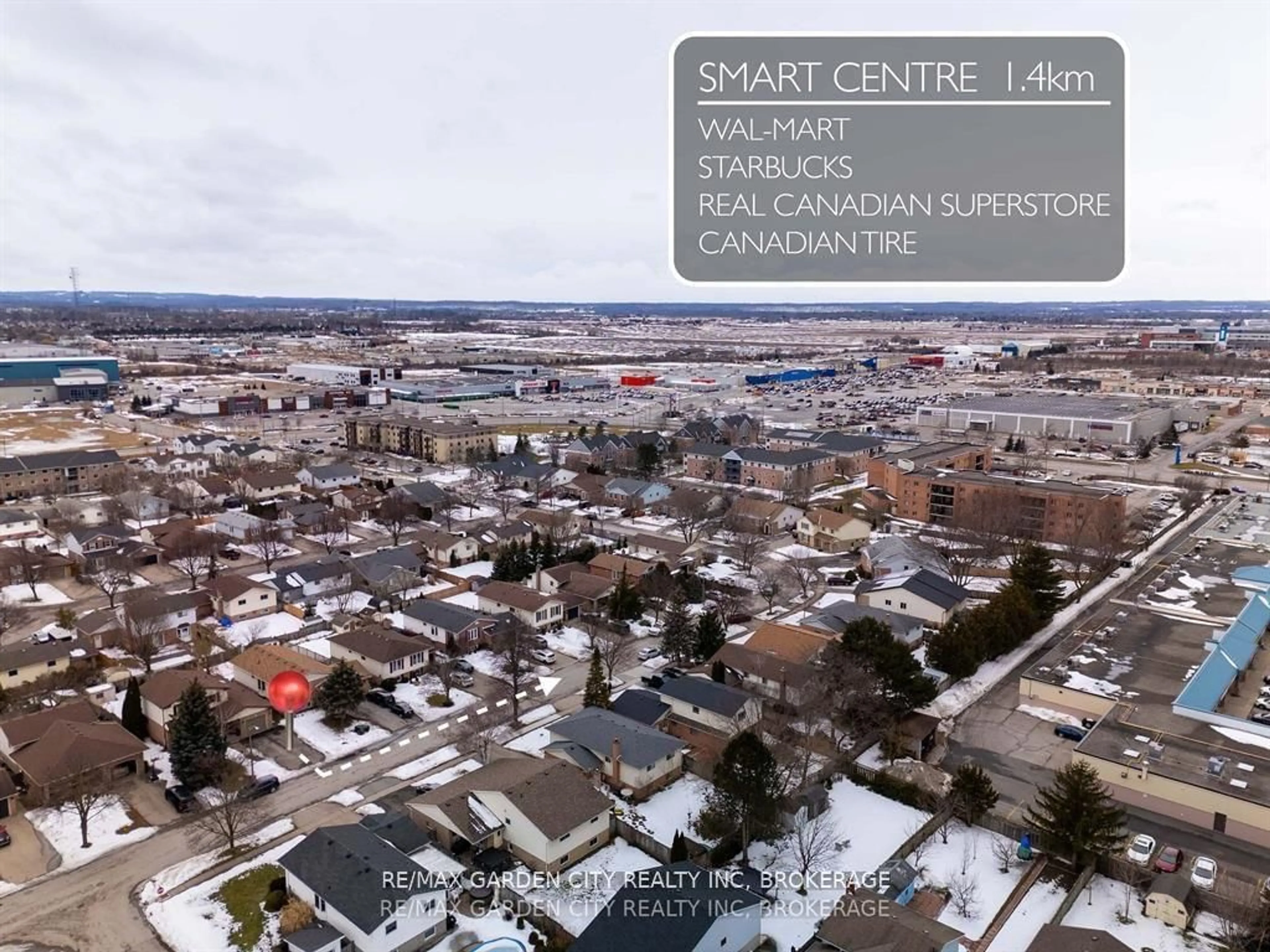 A pic from outside/outdoor area/front of a property/back of a property/a pic from drone, street for 11 Vintage Cres, St. Catharines Ontario L2S 3C1