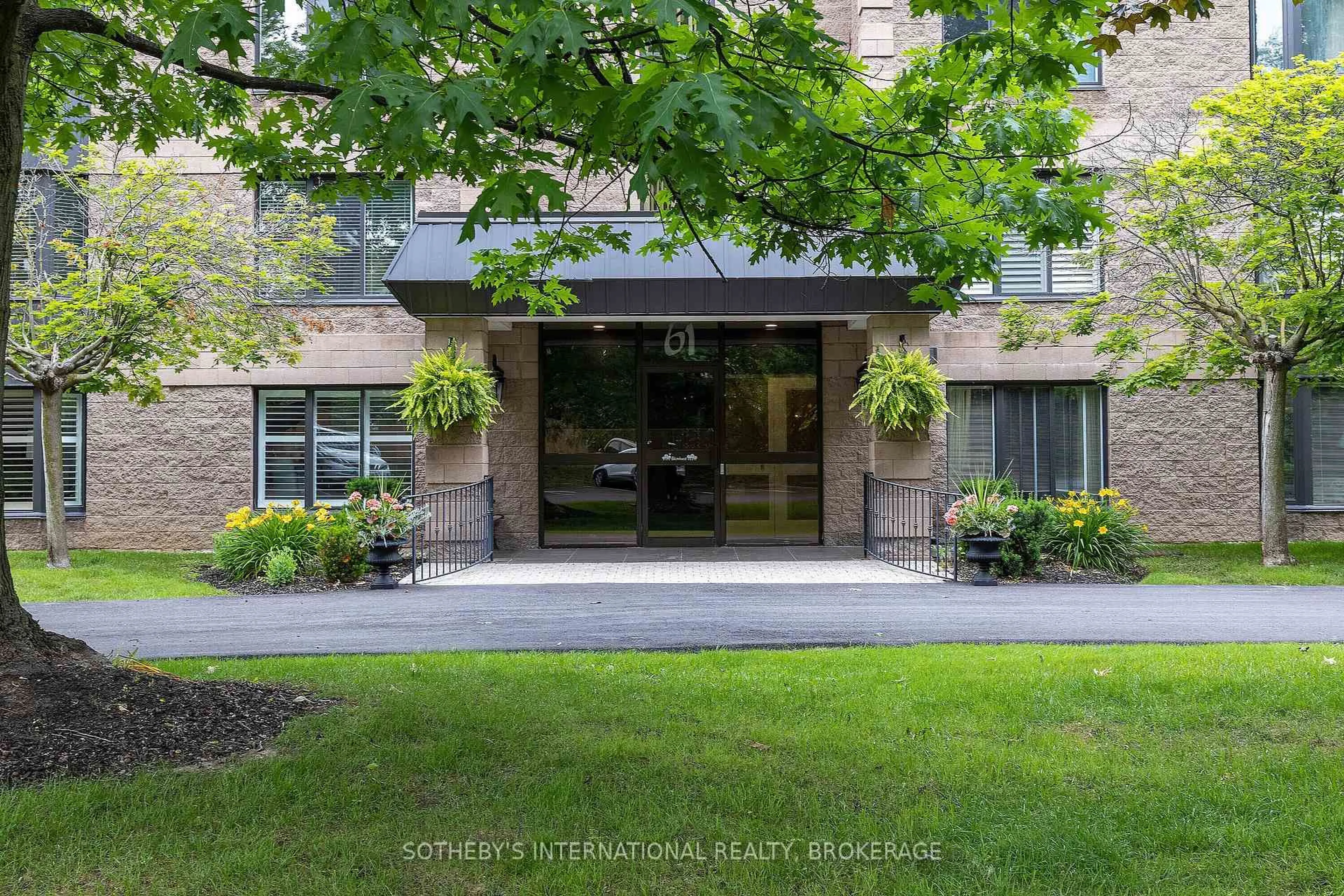 Unknown for 61 Paffard St #201, Niagara-on-the-Lake Ontario L0S 1J0