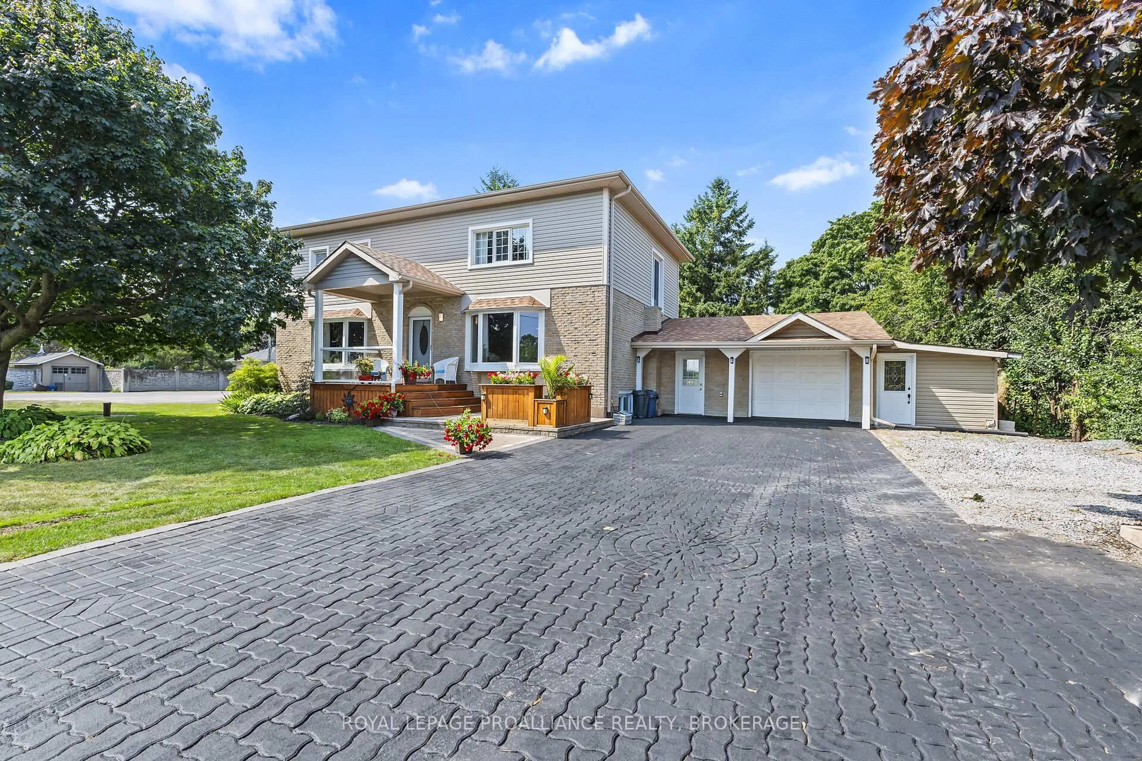 Unknown for 2112 BURBROOK Rd, Kingston Ontario K7L 4V4
