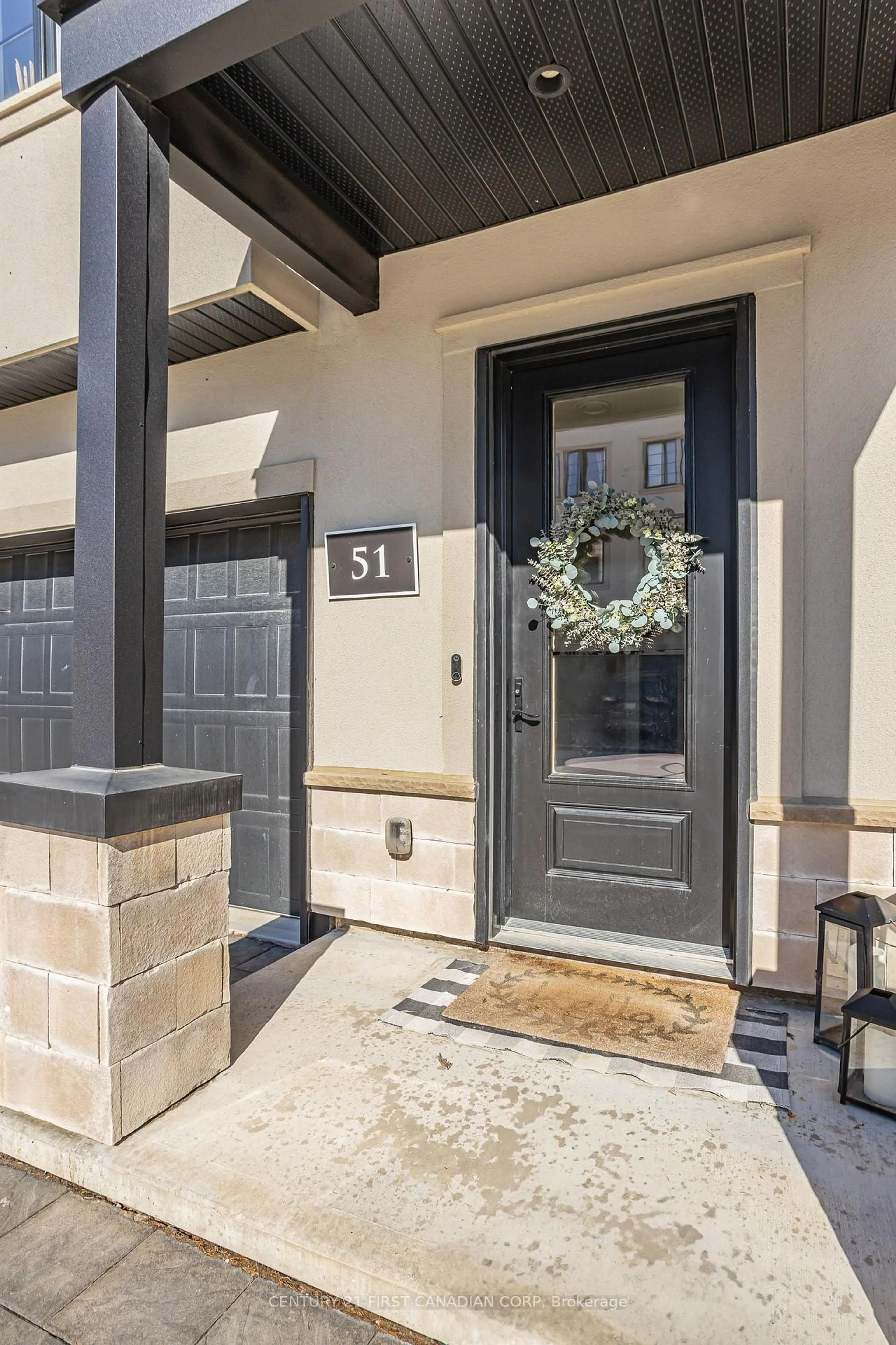 Indoor entryway for 435 Callaway Rd #51, London North Ontario N6G 2N1