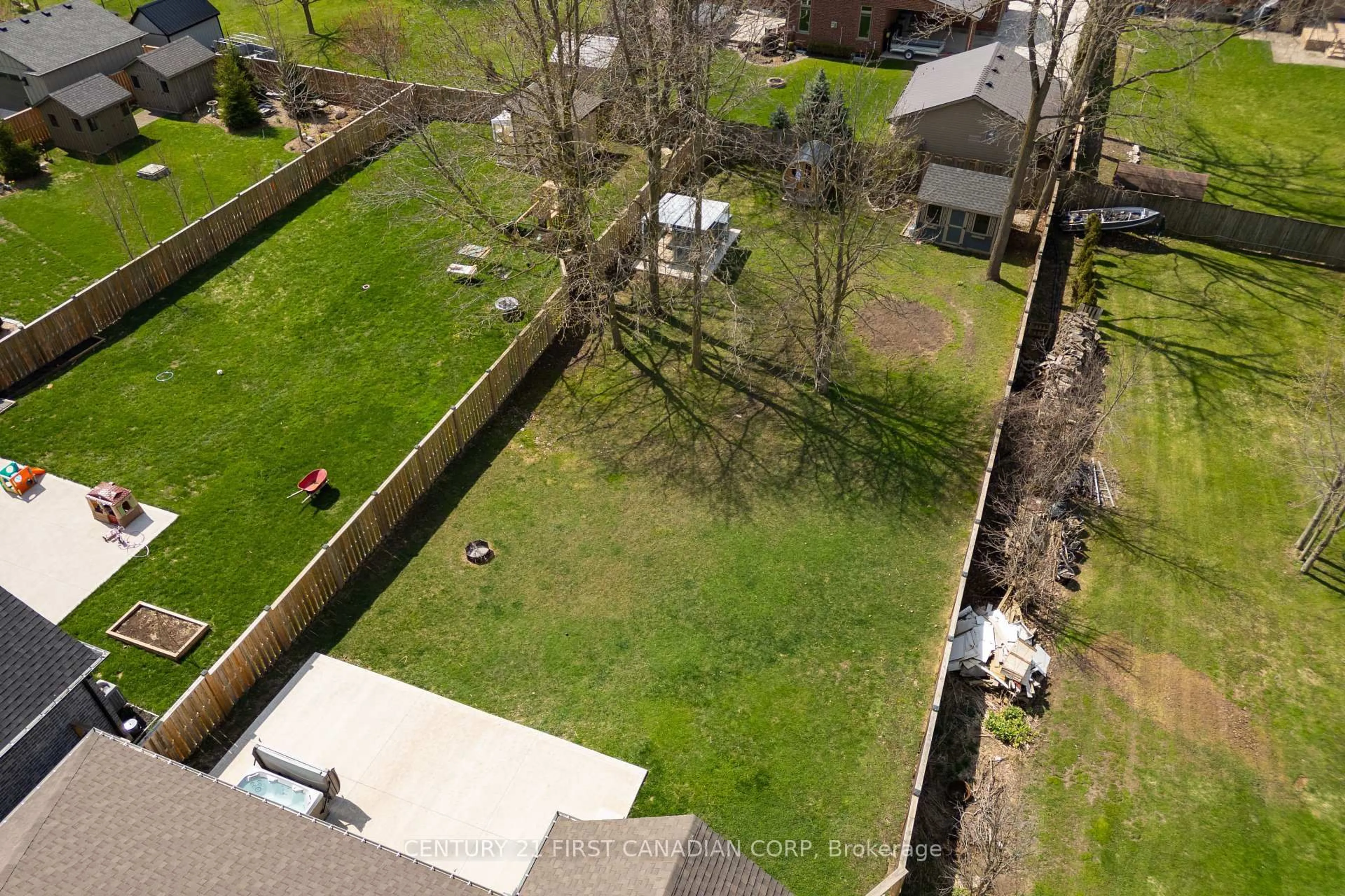 A pic from outside/outdoor area/front of a property/back of a property/a pic from drone, city buildings view from balcony for 245 Walnut St, Lucan Biddulph Ontario N0M 2J0