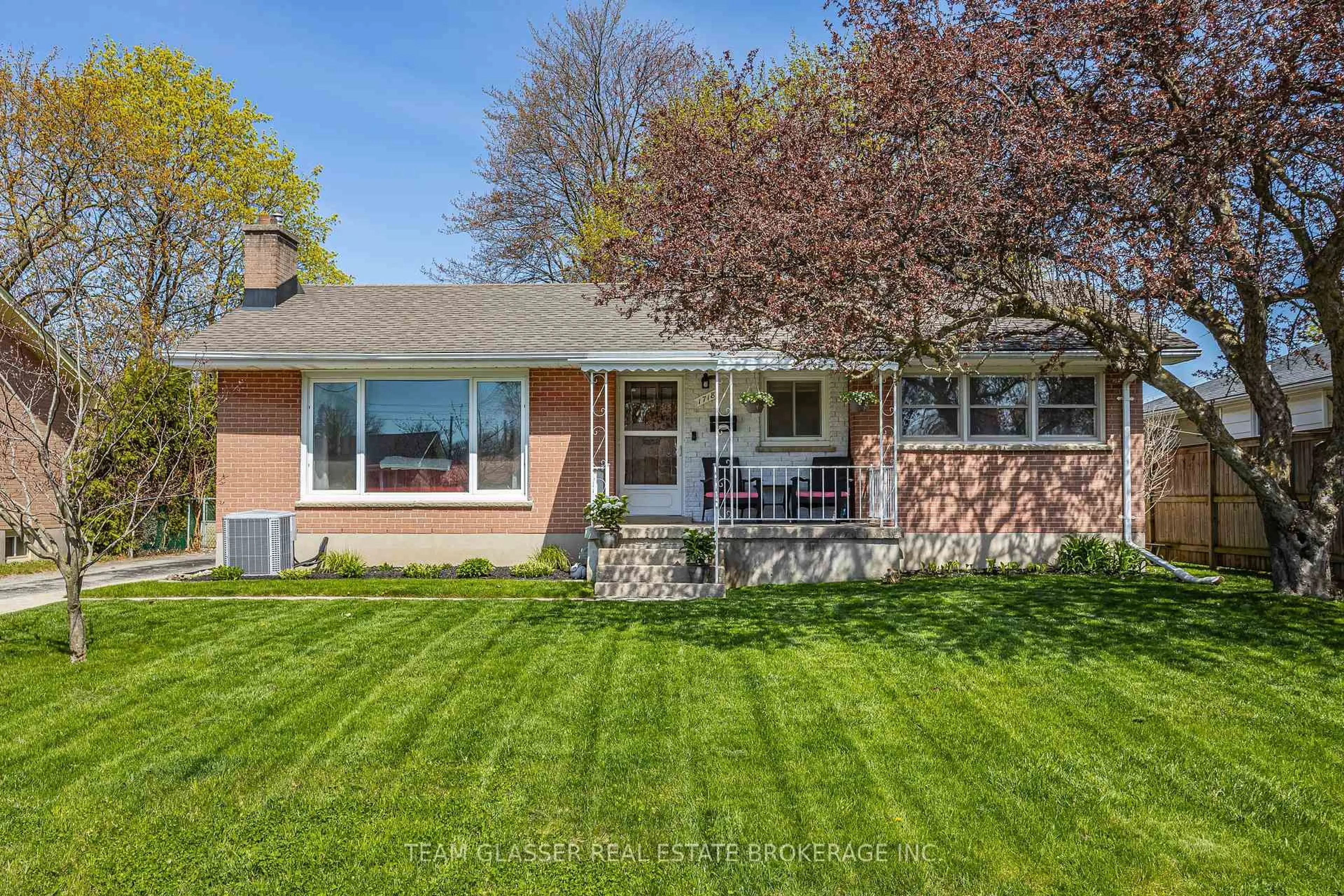 Home with vinyl exterior material, street for 1718 Whitehall Dr, London East Ontario N5W 1Y9