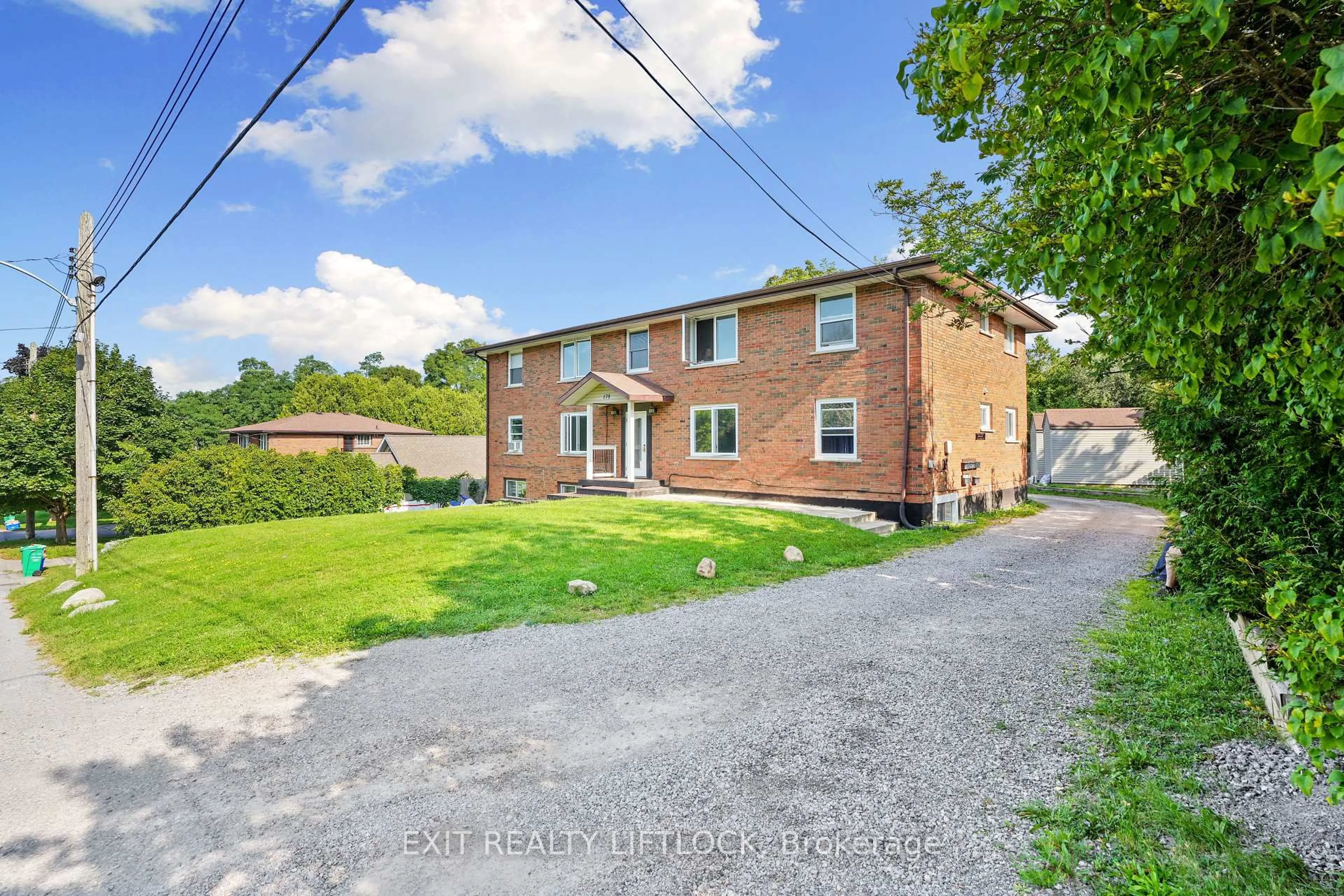 A pic from outside/outdoor area/front of a property/back of a property/a pic from drone, street for 170 Dunlop St, Peterborough East Ontario K9H 1R6