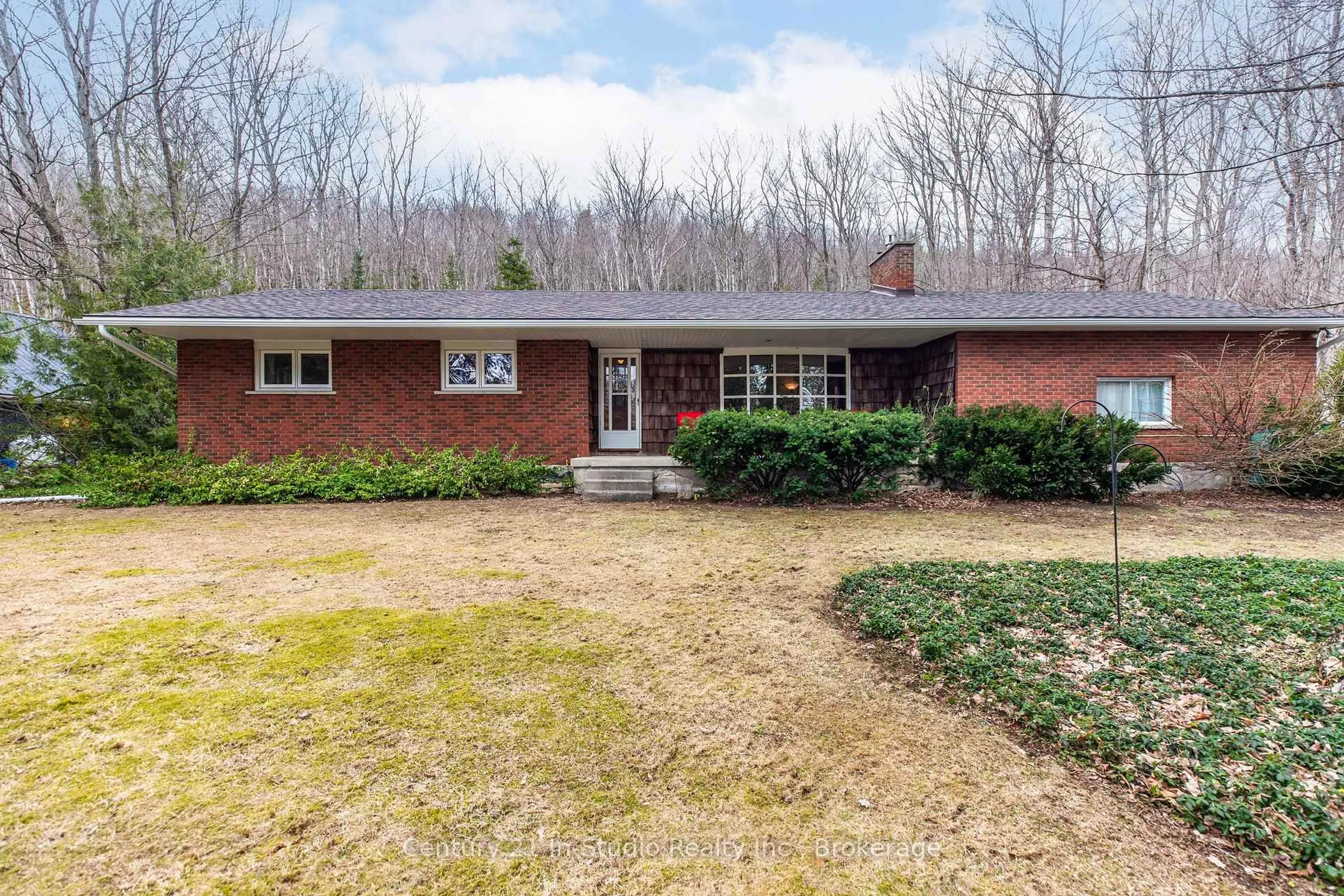 Home with brick exterior material, unknown for 2 Kathleen Ave, South Bruce Peninsula Ontario N0H 2T0