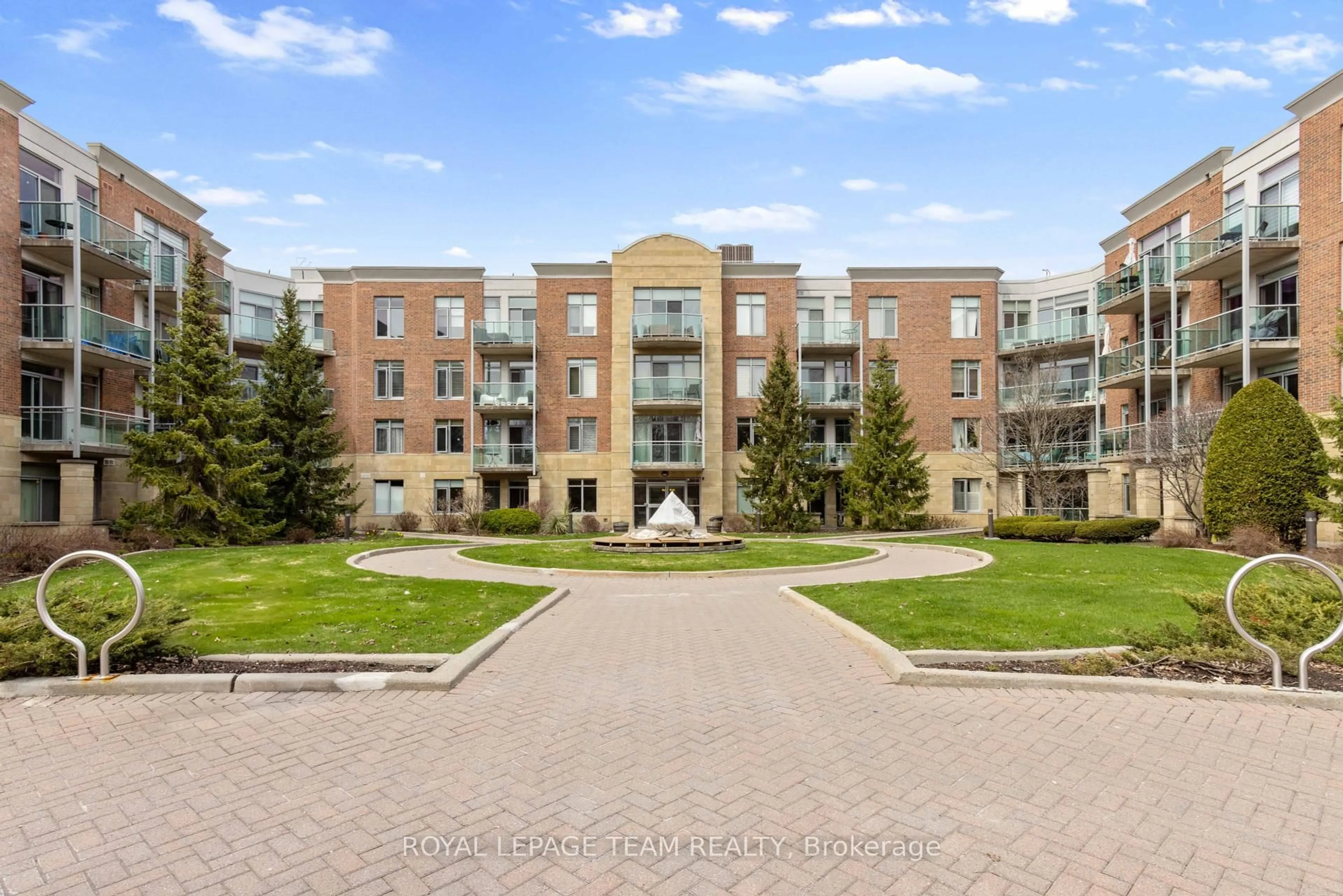 A pic from outside/outdoor area/front of a property/back of a property/a pic from drone, unknown for 205 Bolton St #223, Ottawa Ontario K1N 1K7
