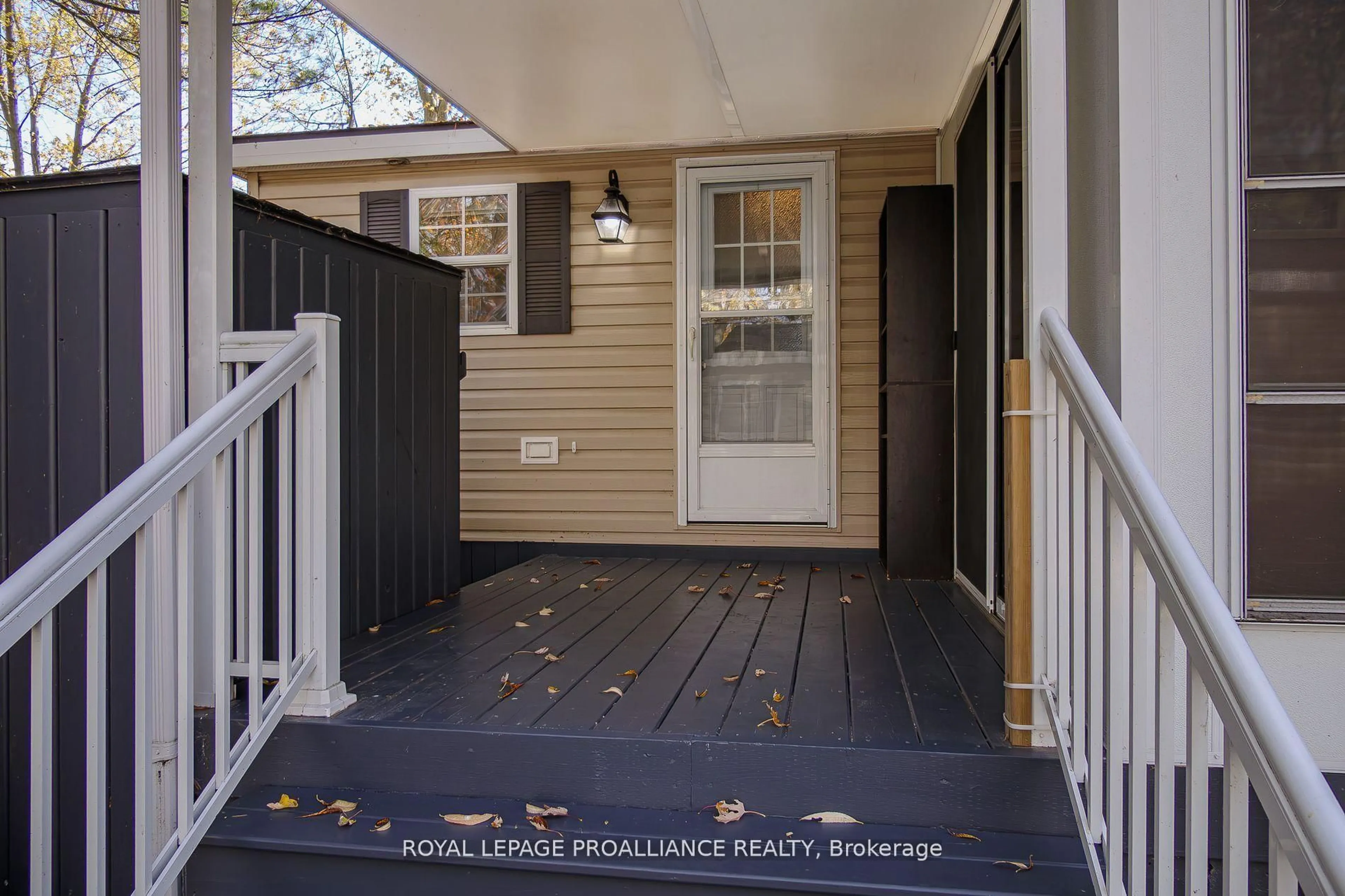 Indoor entryway for 486 County Rd 18-3 Park Meadow Lane, Prince Edward County Ontario K8V 1P0