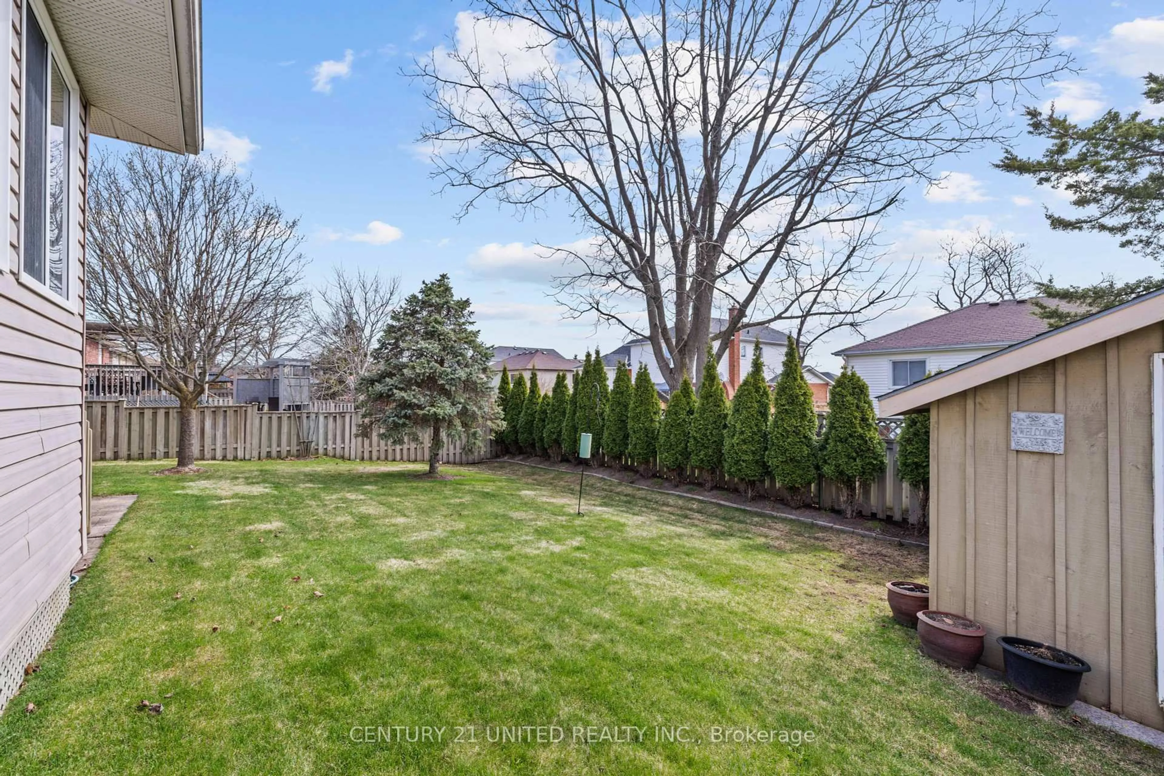 Patio, unknown for 1422 Glenforest Cres, Peterborough West Ontario K9K 2J1