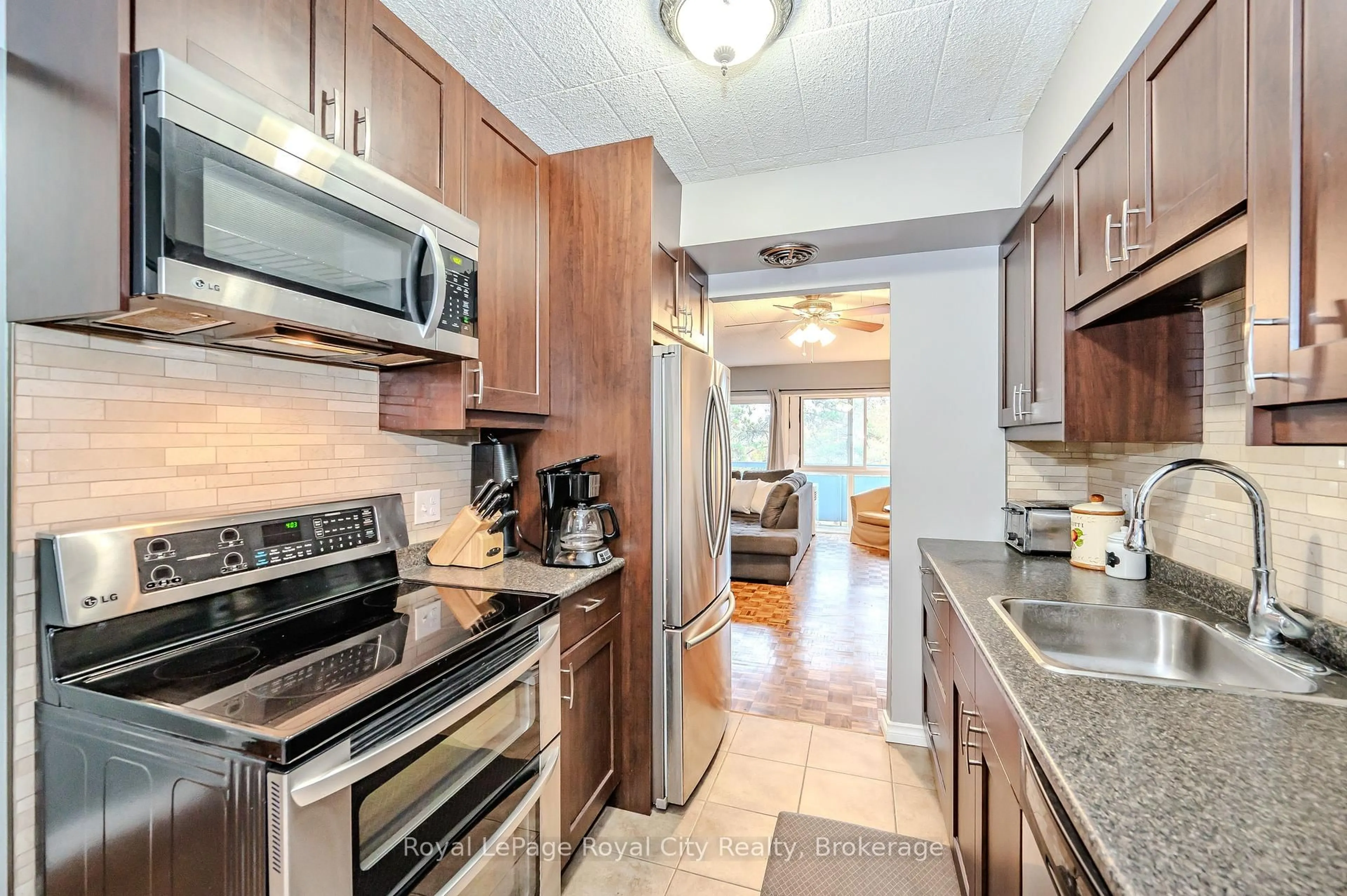 Standard kitchen, unknown for 105 CONROY Cres #511, Guelph Ontario N1G 2V5