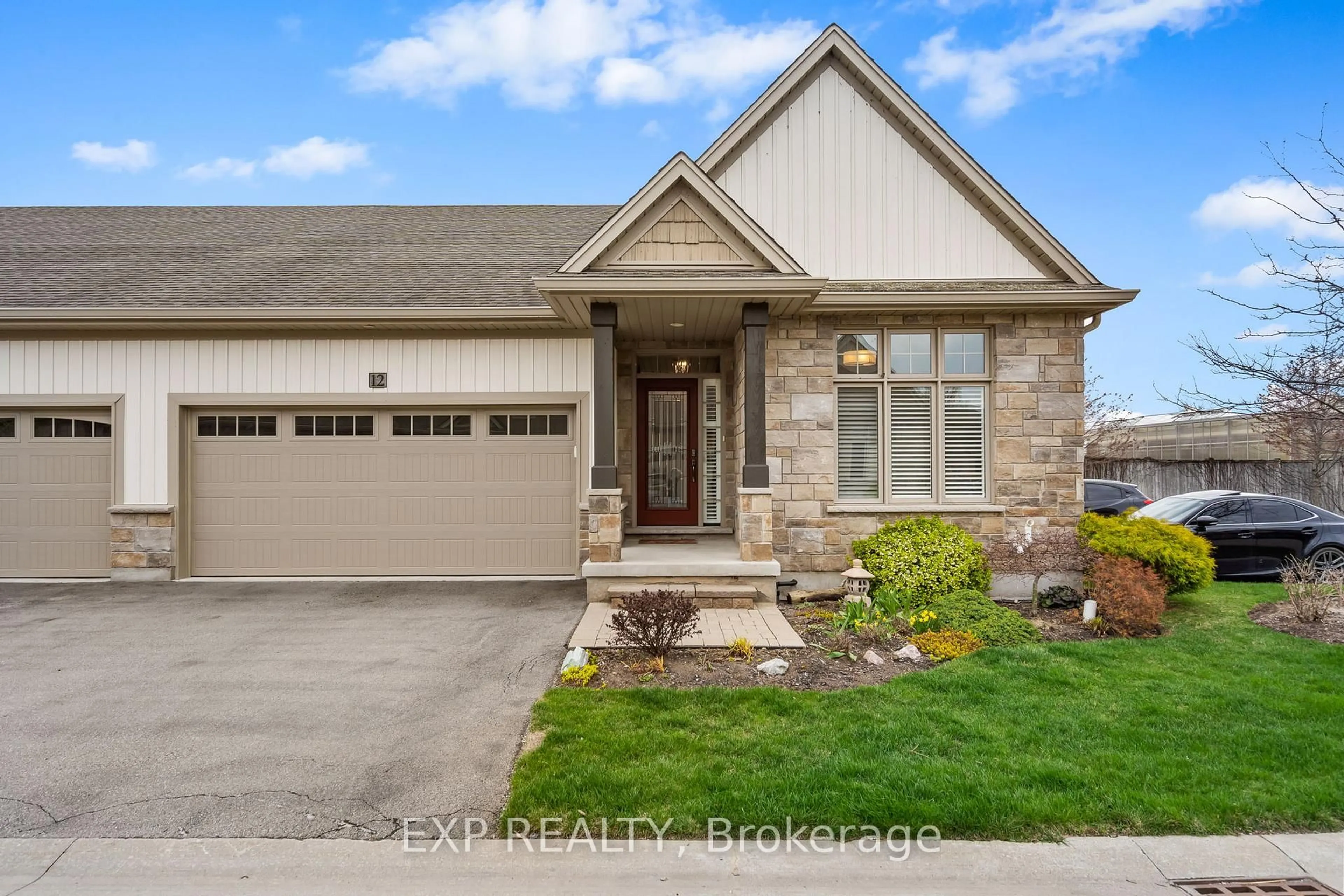 Unknown for 12 Blossom Common N/A, St. Catharines Ontario L2M 0B3