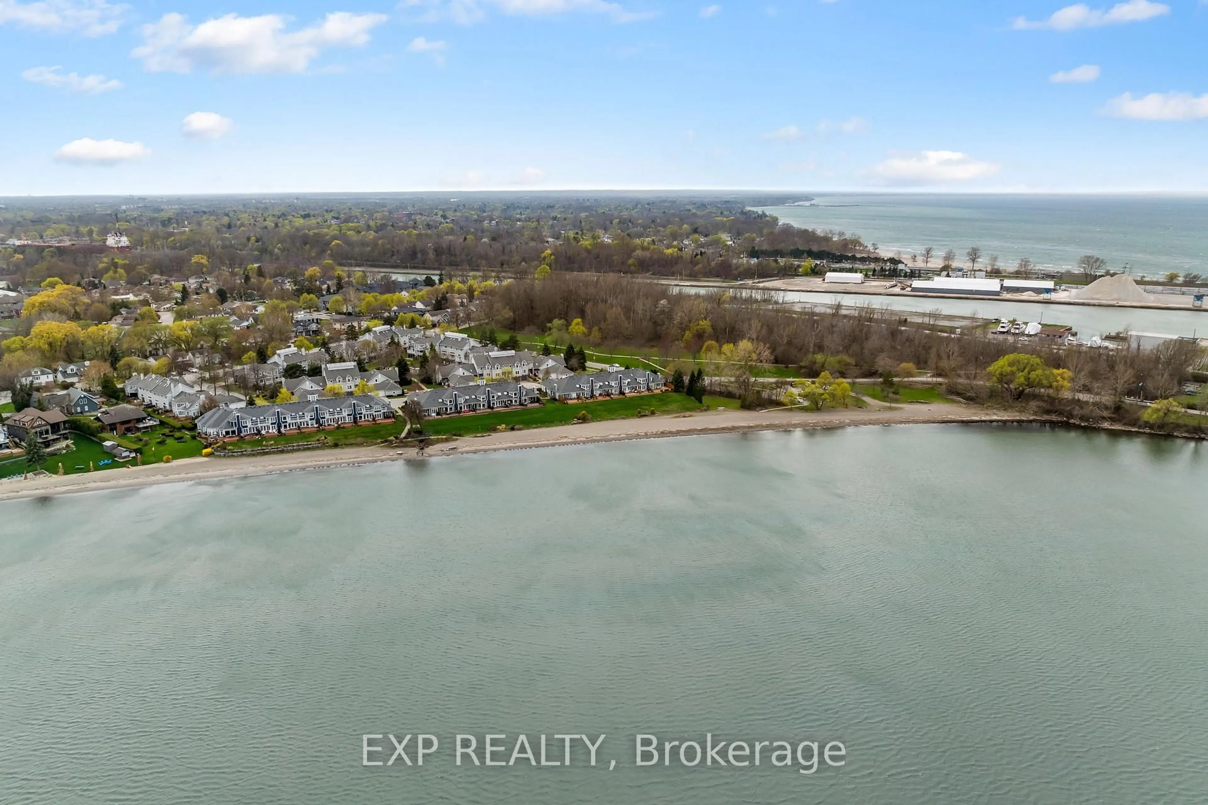 A pic from outside/outdoor area/front of a property/back of a property/a pic from drone, water/lake/river/ocean view for 12 Blossom Common N/A, St. Catharines Ontario L2M 0B3