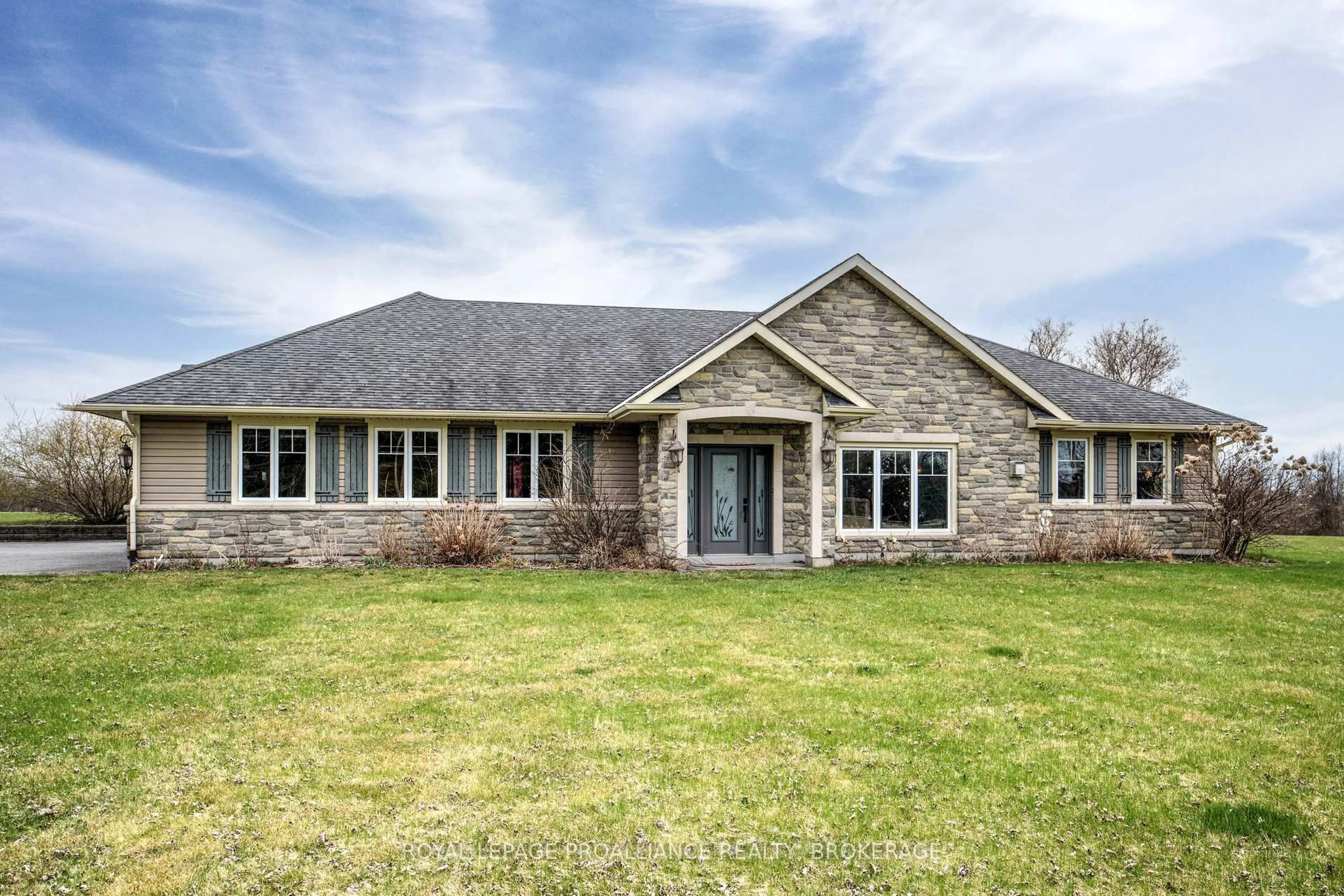 Home with brick exterior material, building for 9625 Highway 42 N/A, Rideau Lakes Ontario K0G 1X0