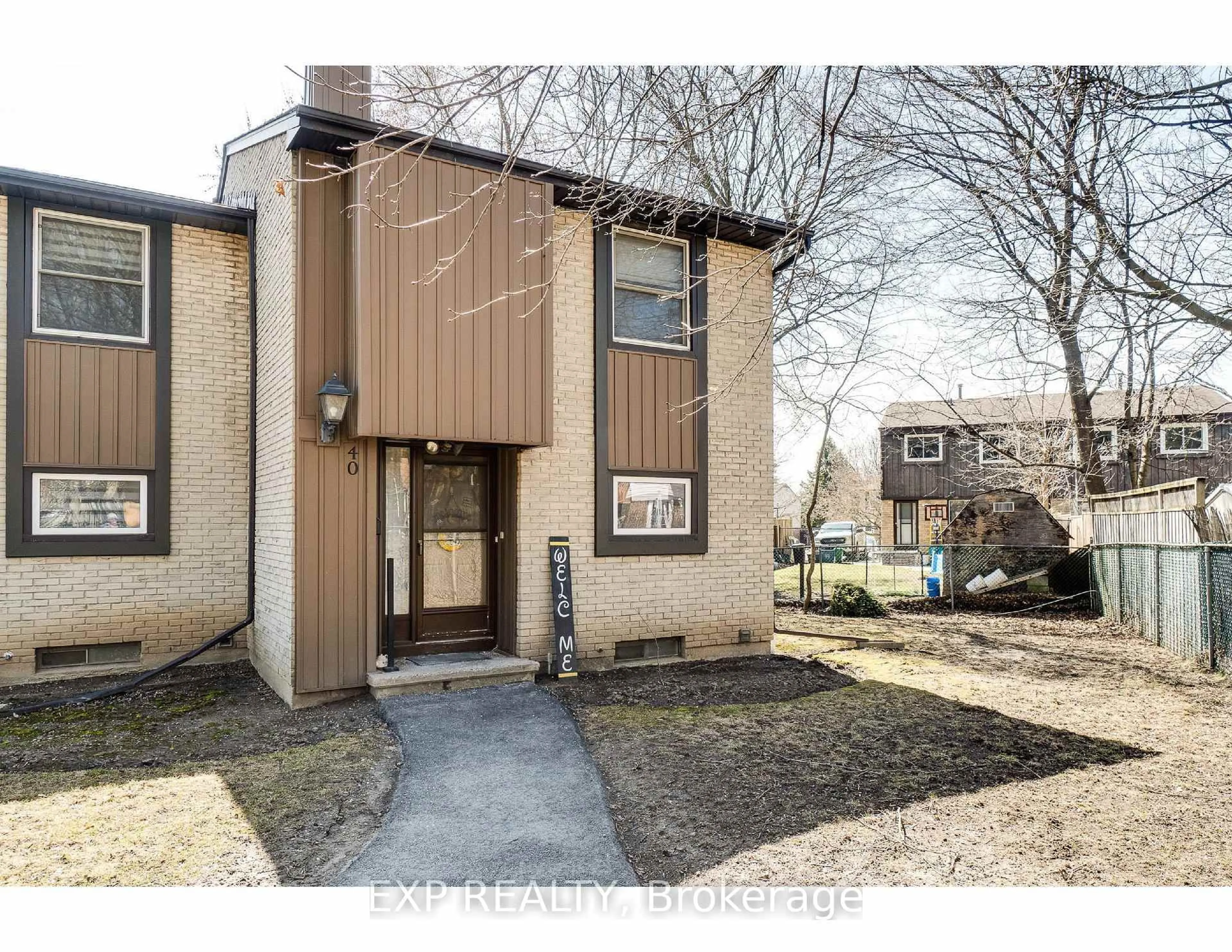 Unknown for 215 Glamis Rd #40, Cambridge Ontario N1R 6V8