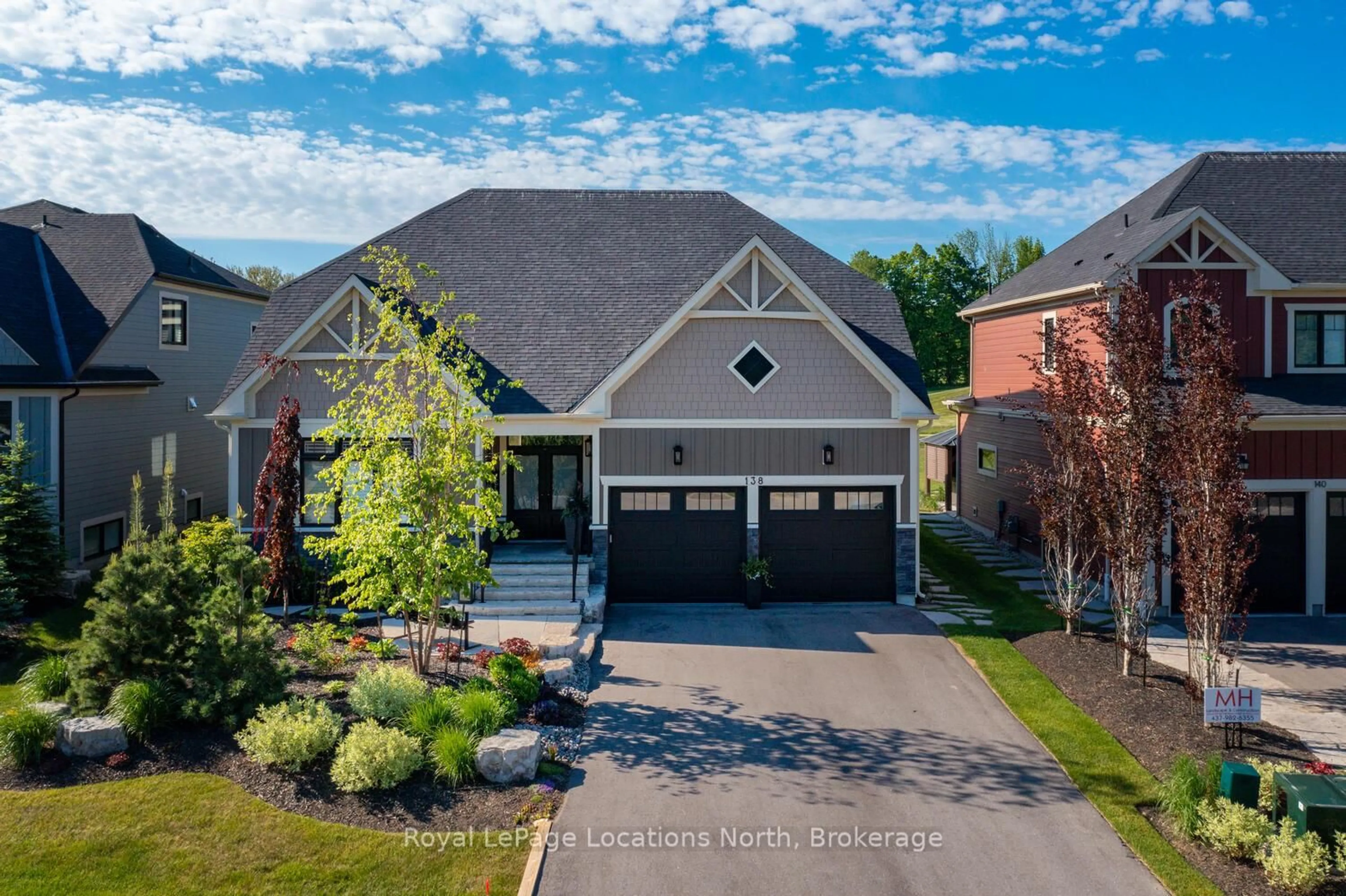 A pic from outside/outdoor area/front of a property/back of a property/a pic from drone, street for 138 CRESTVIEW Crt, Blue Mountains Ontario L9Y 0Z4