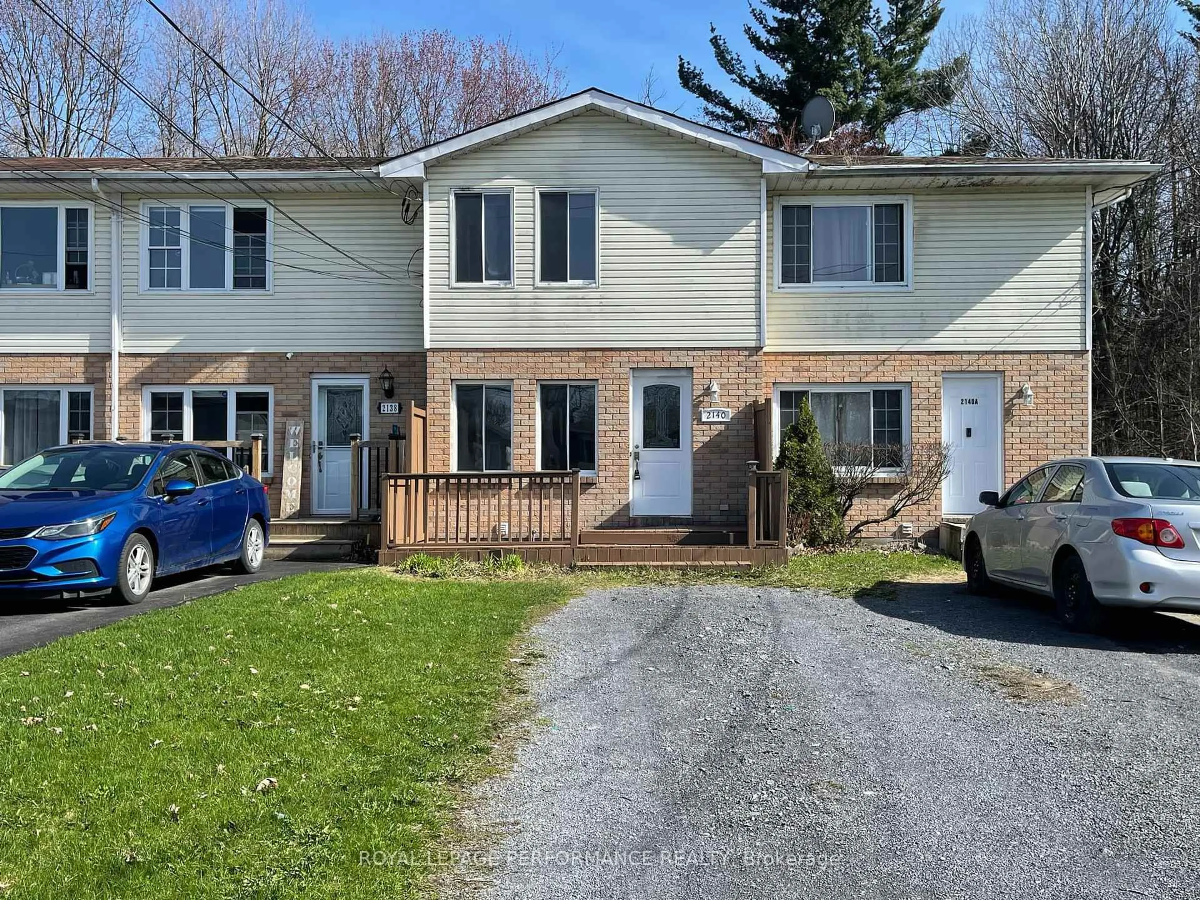 A pic from outside/outdoor area/front of a property/back of a property/a pic from drone, street for 2140 Tollgate Rd, Cornwall Ontario K6J 5W7