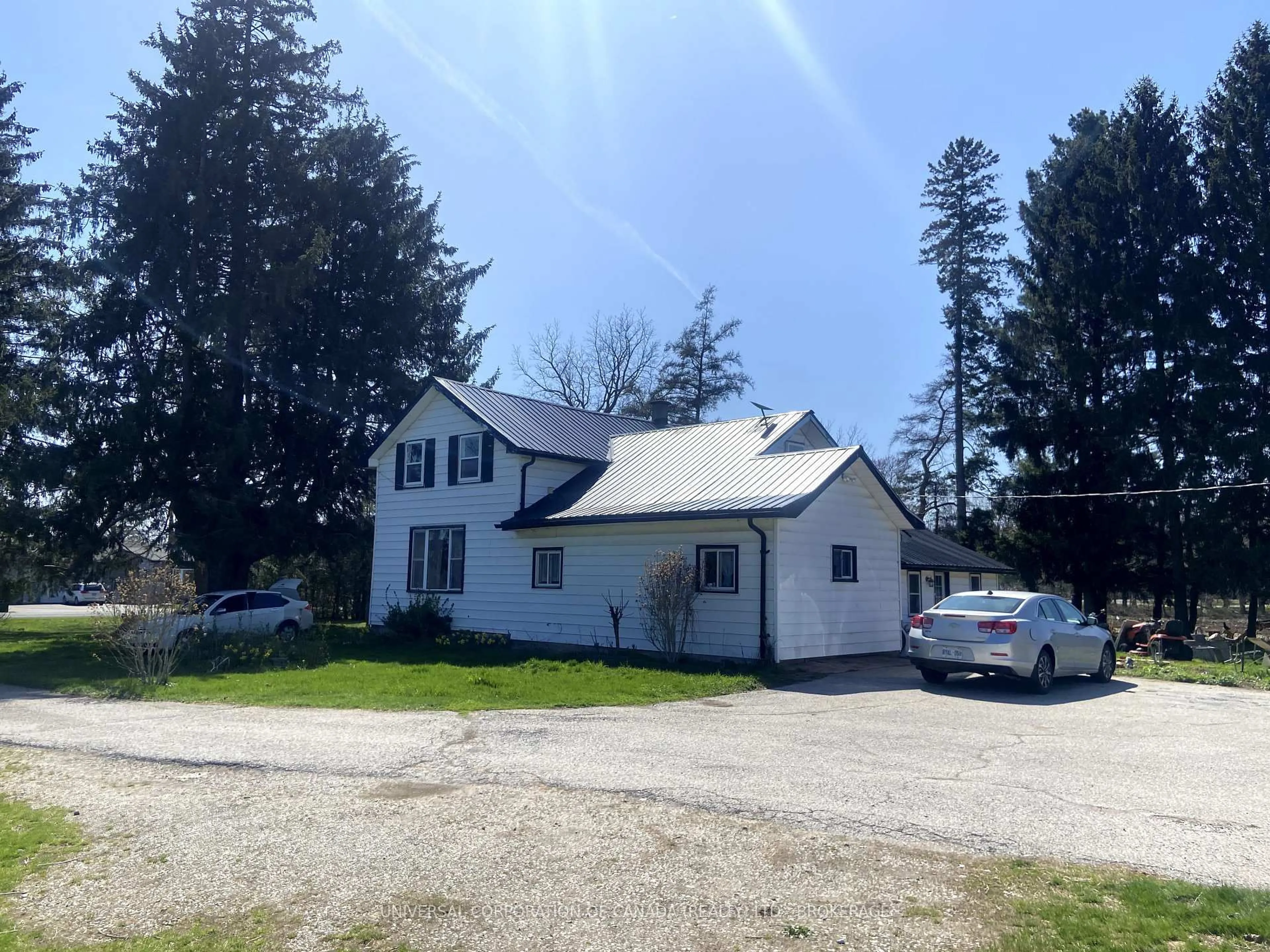 A pic from outside/outdoor area/front of a property/back of a property/a pic from drone, unknown for 53834 Vienna Line, Bayham Ontario N0J 1T0