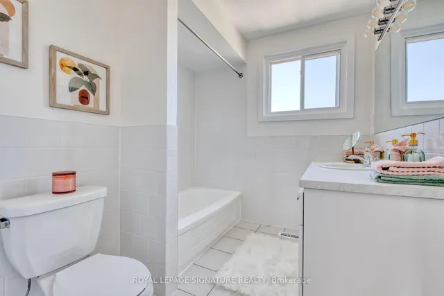Additional property image - 20 Anna Capri Dr Unit 5