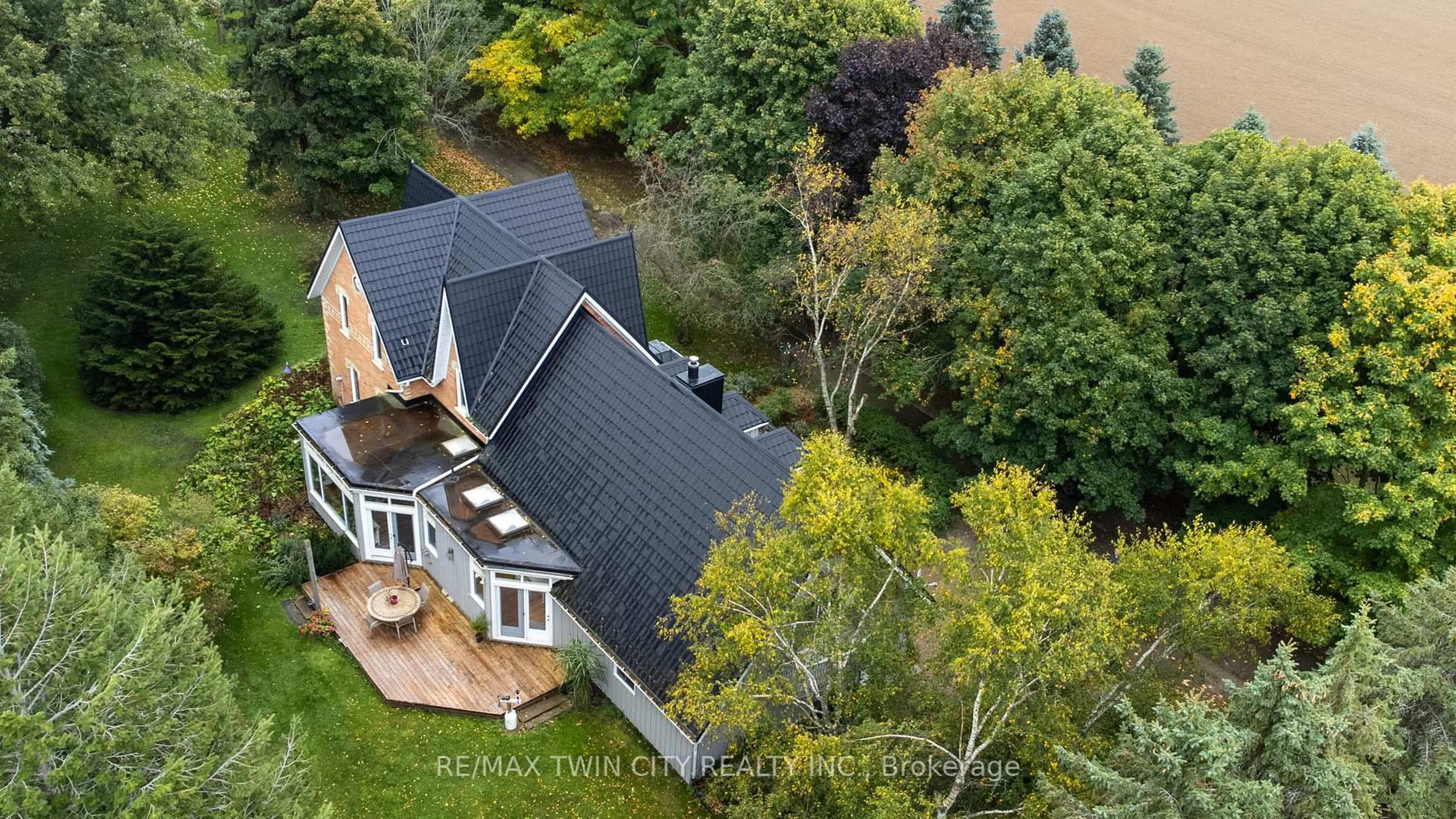A pic from outside/outdoor area/front of a property/back of a property/a pic from drone, unknown for 478278 3rd Line, Melancthon Ontario L9V 1T7