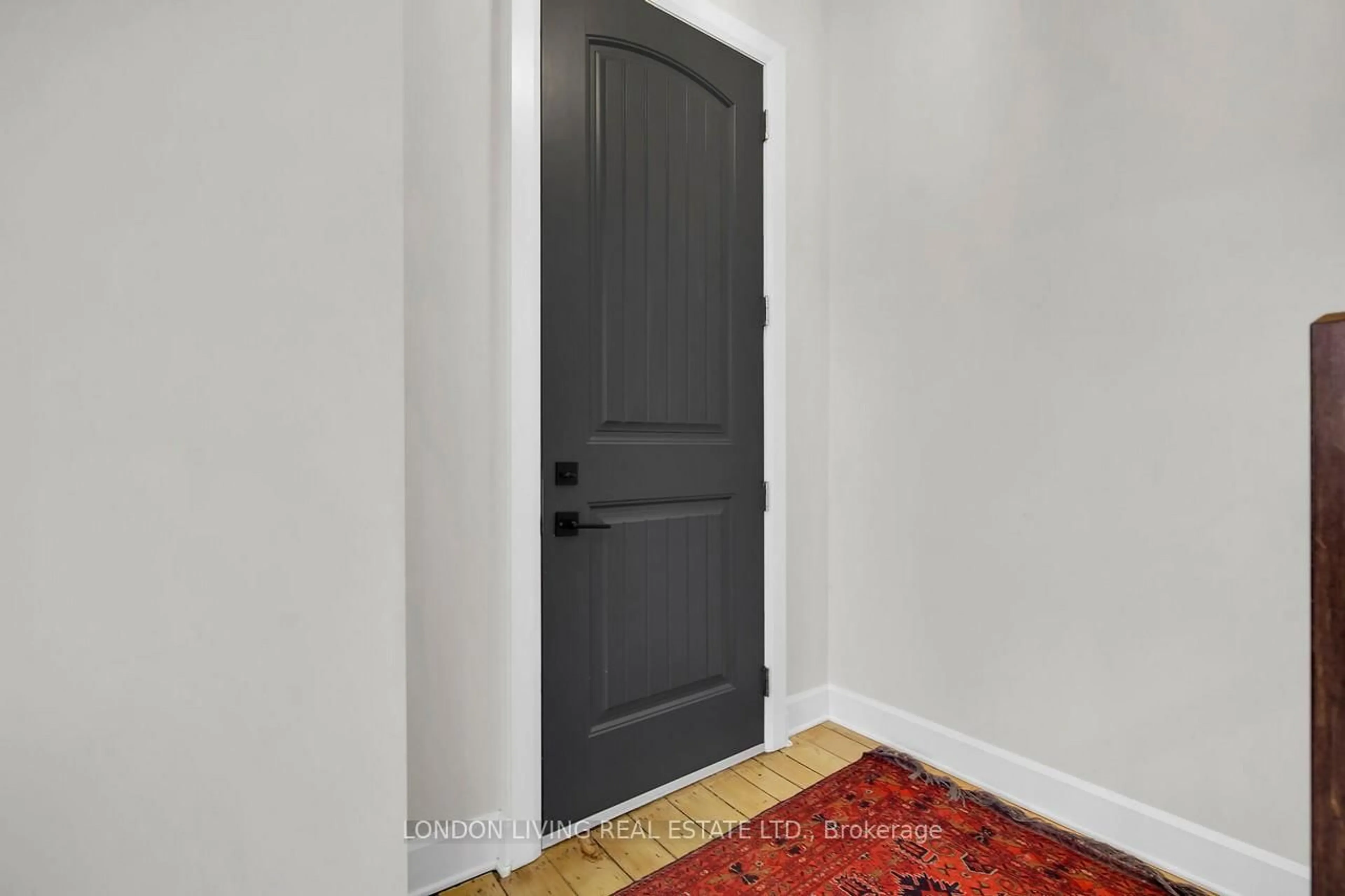 Indoor entryway for 72 Byron Ave, London South Ontario N6C 1C7