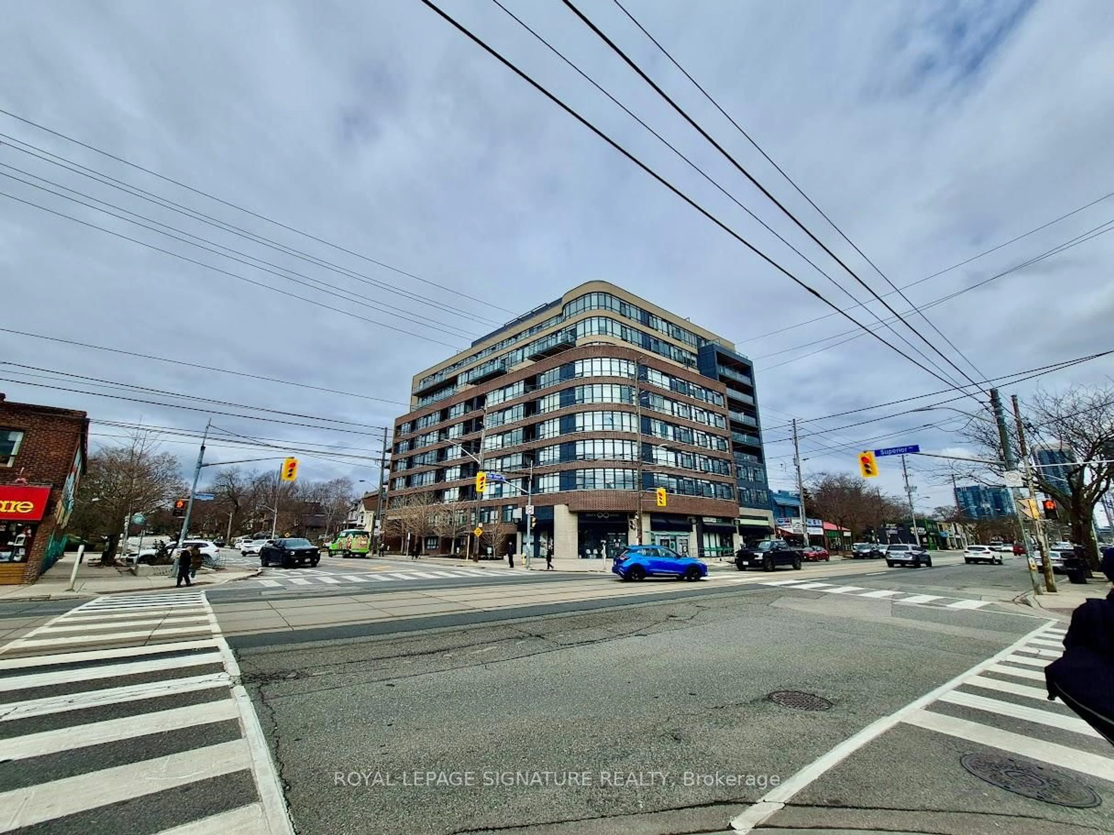 Blurry image for 242 Rideau St #1208, Ottawa Ontario K1N 0B7
