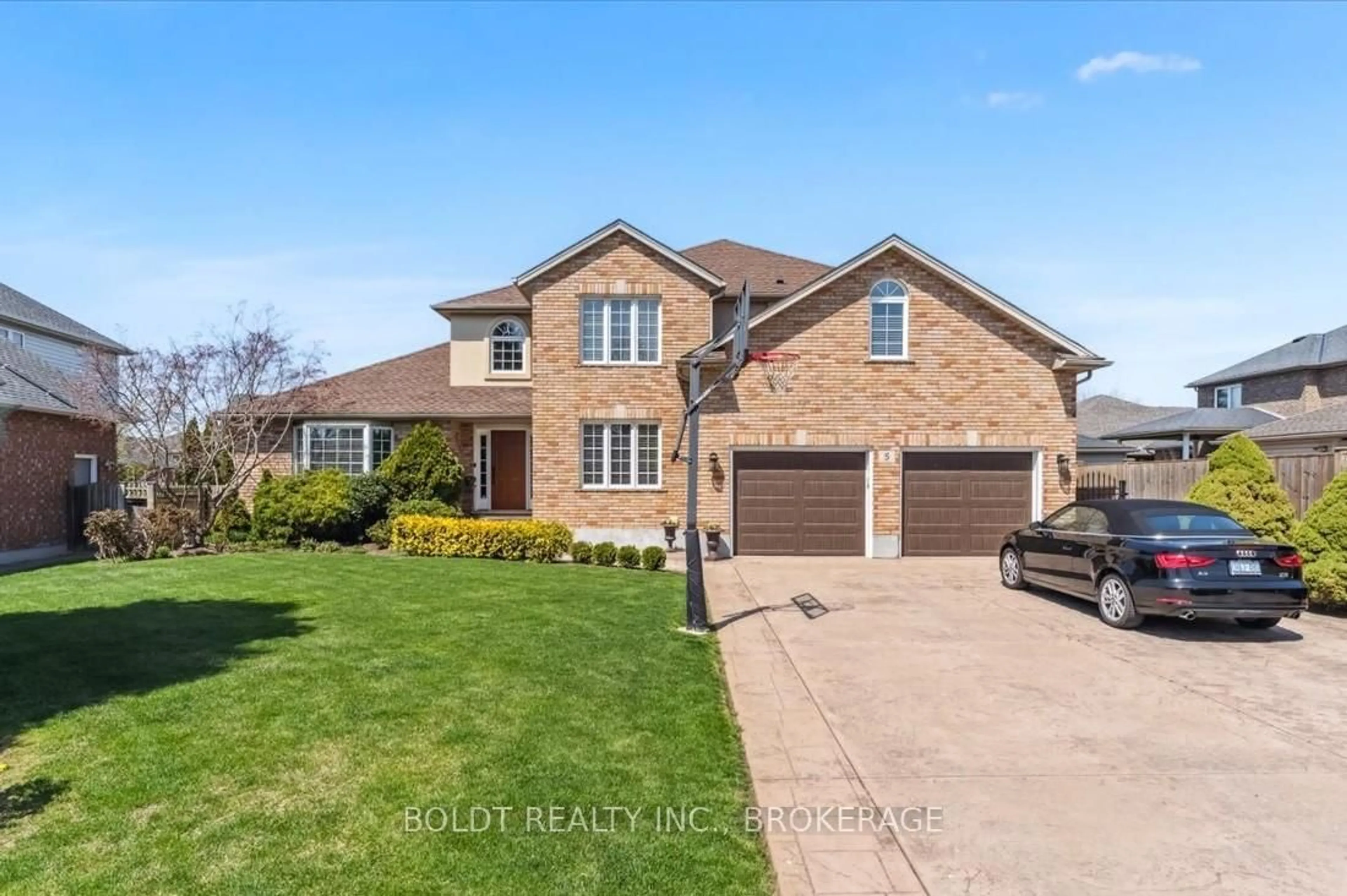 Home with brick exterior material, street for 5 Countryside Dr, St. Catharines Ontario L2W 1C3