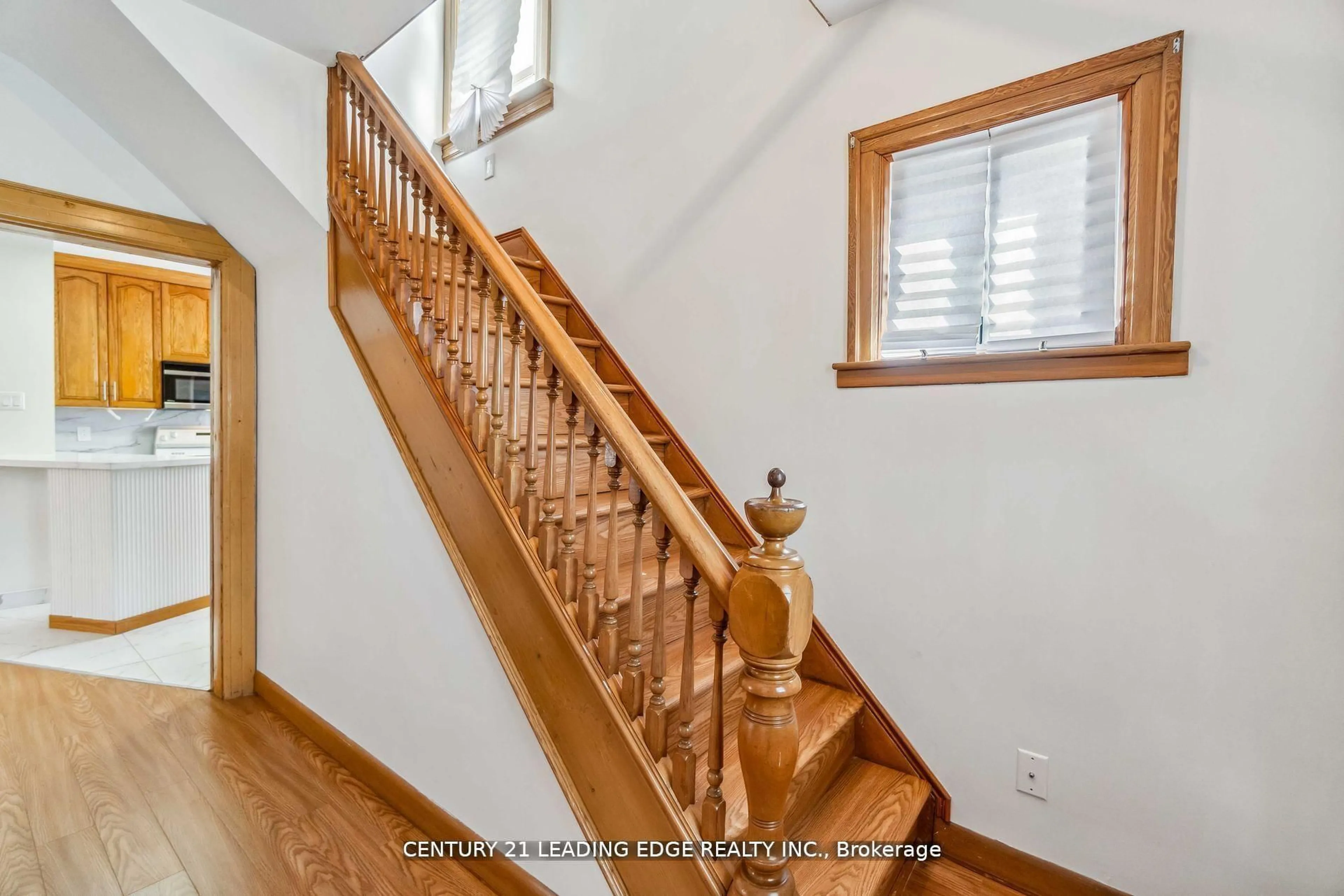 Unknown for 104 Regent St, Welland Ontario L3B 4M8