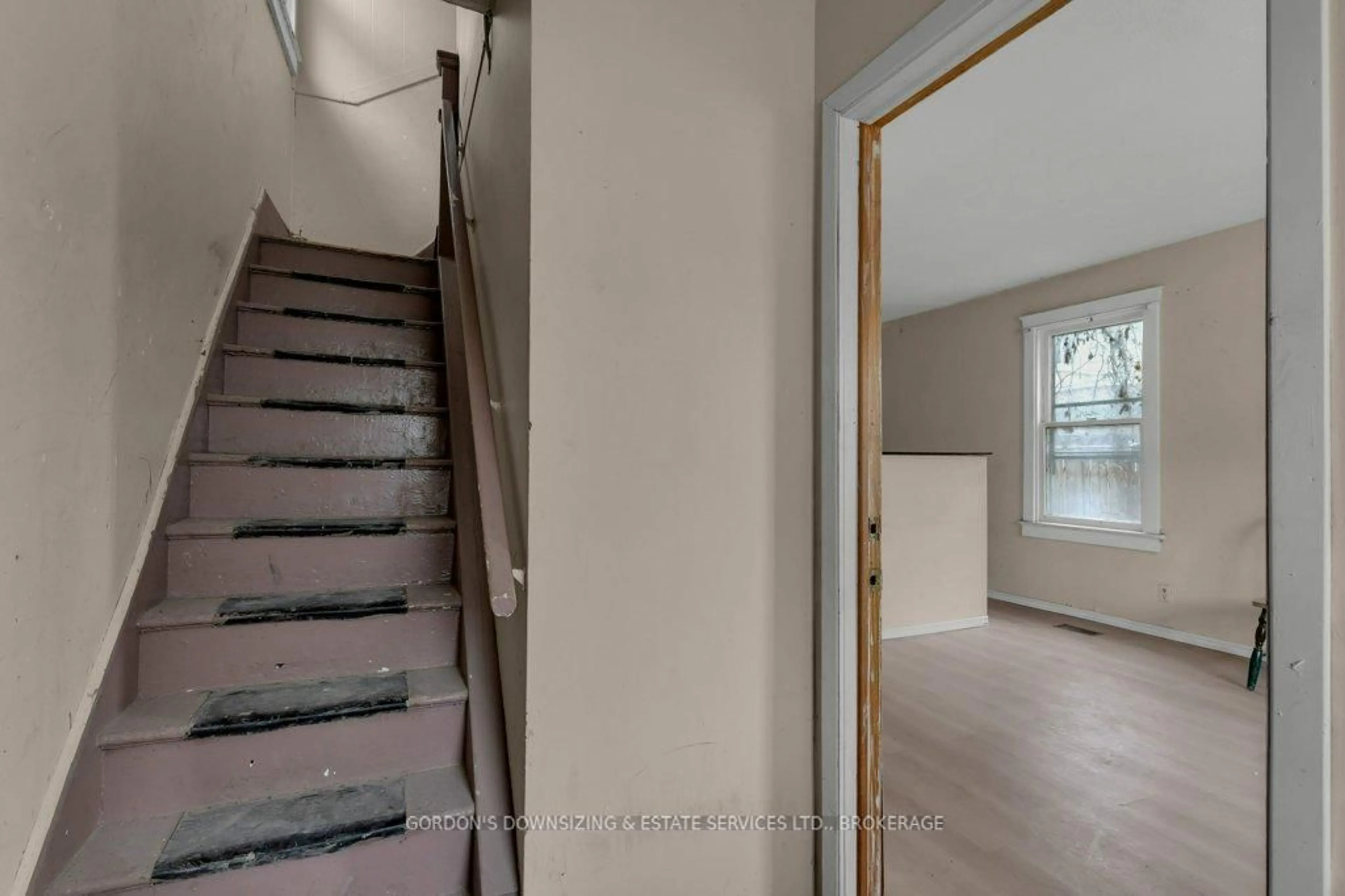 Unknown for 184 Montreal St, Kingston Ontario K7K 3G4