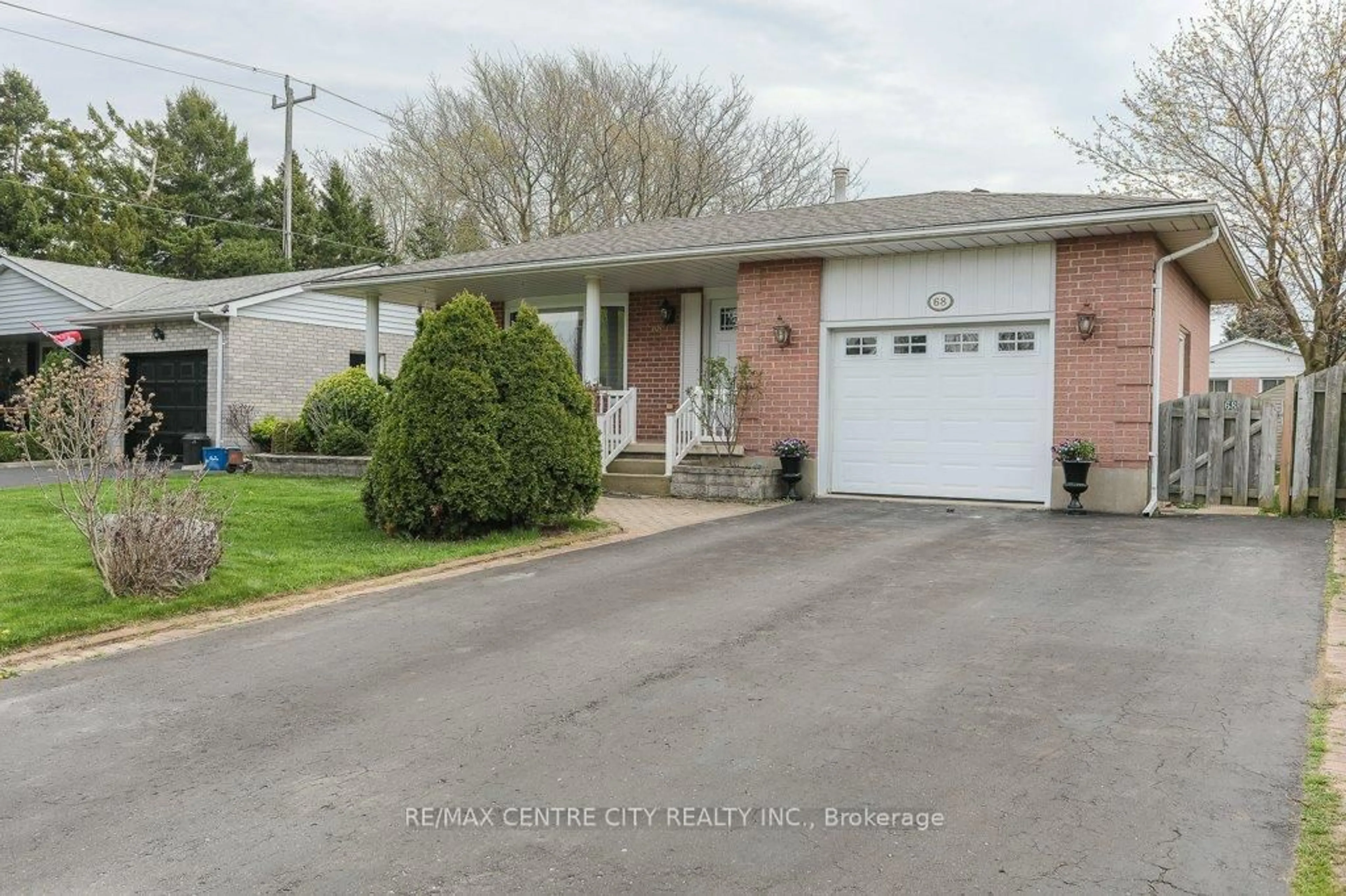 Unknown for 68 Sinclair Ave, St. Thomas Ontario N5R 3A8