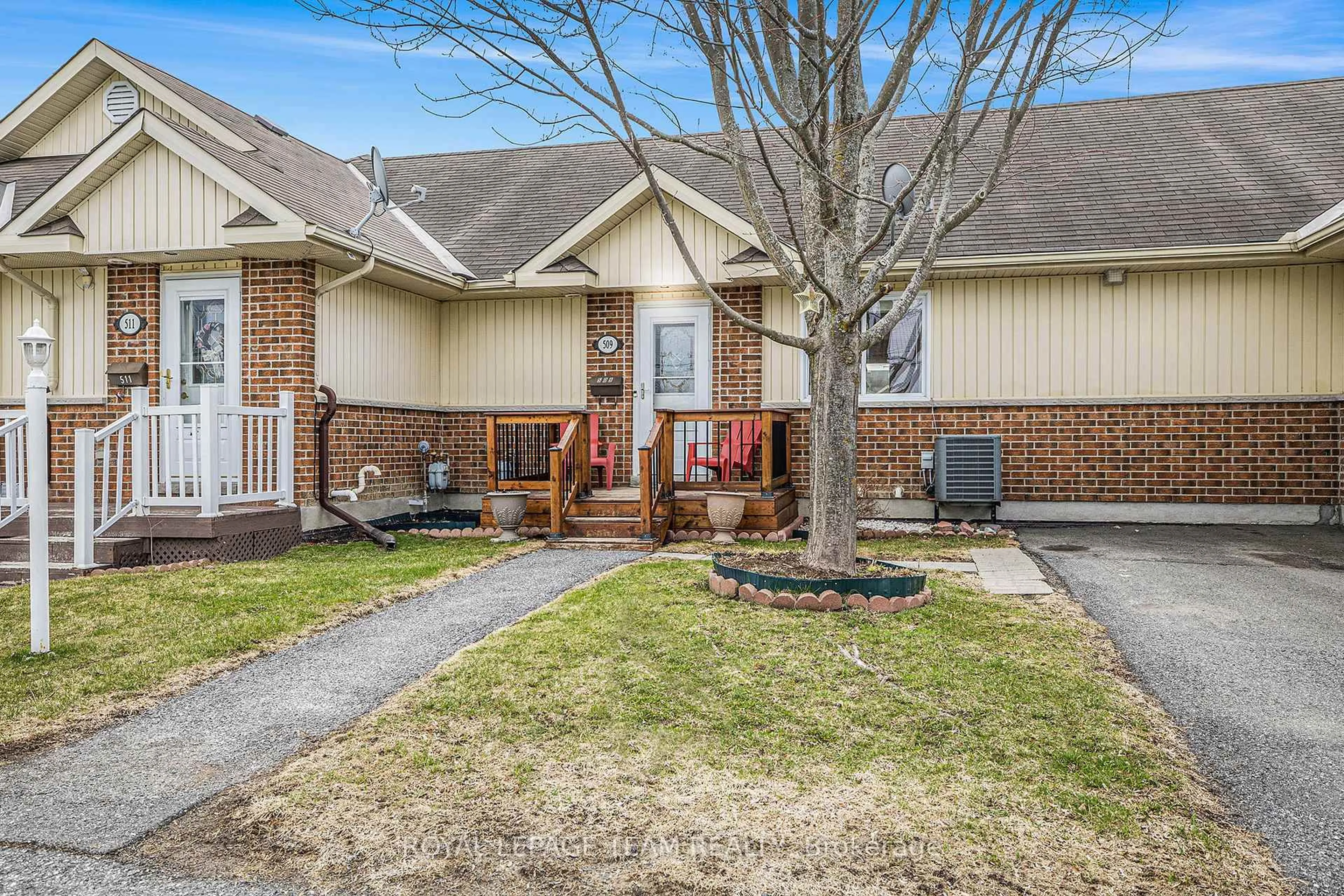 Home with brick exterior material, street for 509 Pumpkin Patch Private, Richmond Ontario K0A 2Z0