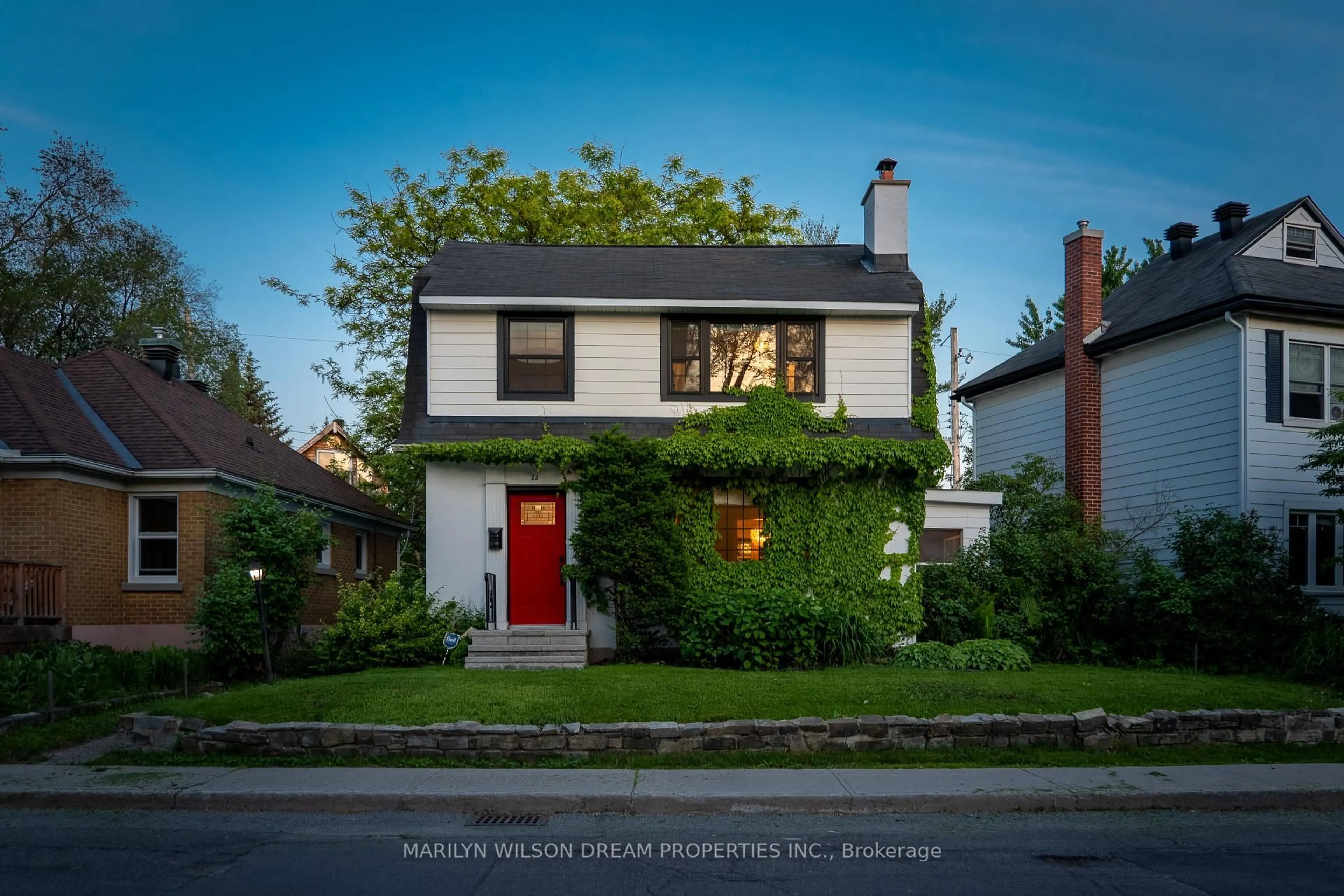 Home with brick exterior material, street for 22 Mount Pleasant Ave, Ottawa Ontario K1S 0L8