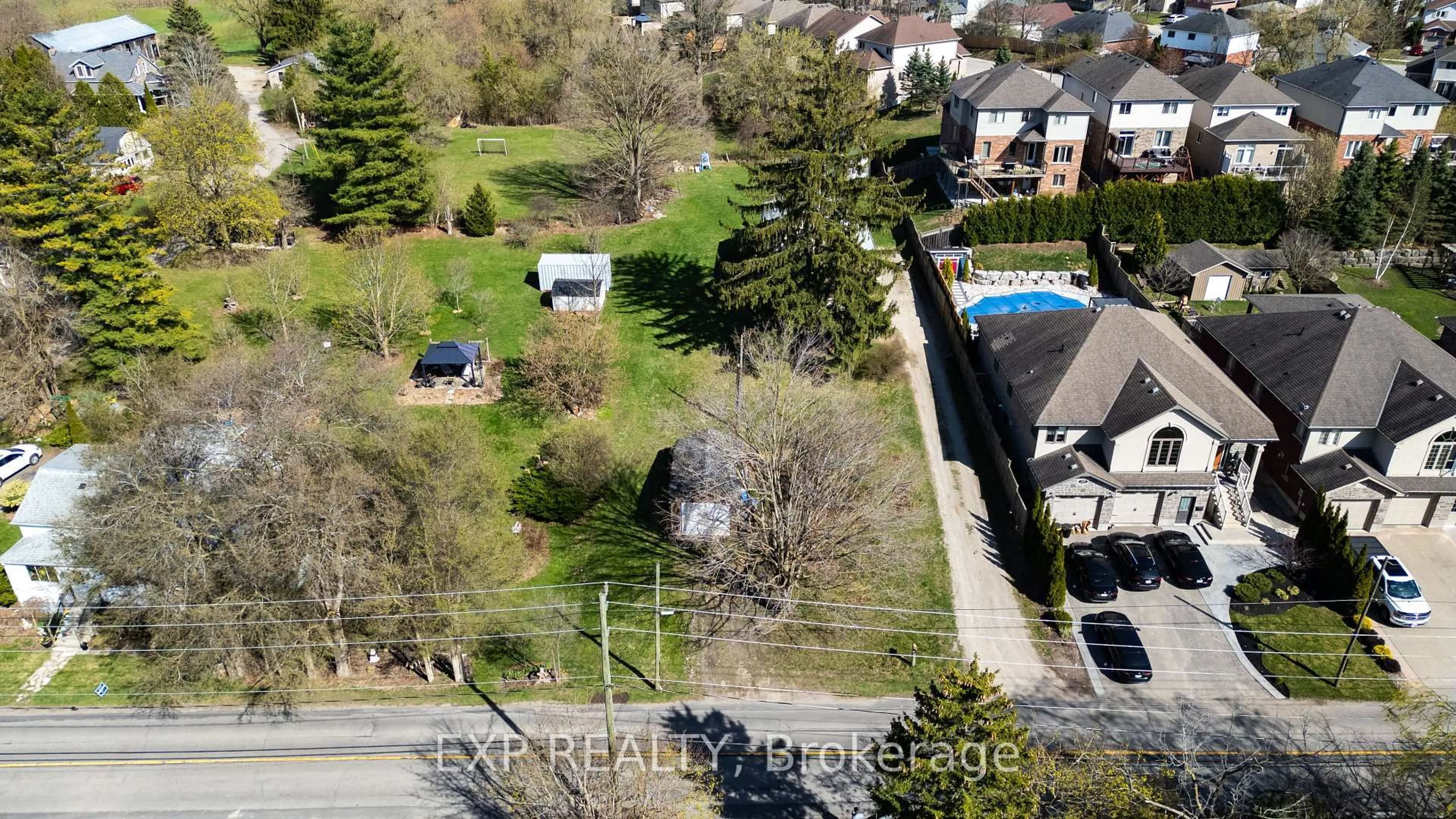 A pic from outside/outdoor area/front of a property/back of a property/a pic from drone, city buildings view from balcony for 394 River Rd, Cambridge Ontario N3C 2B7