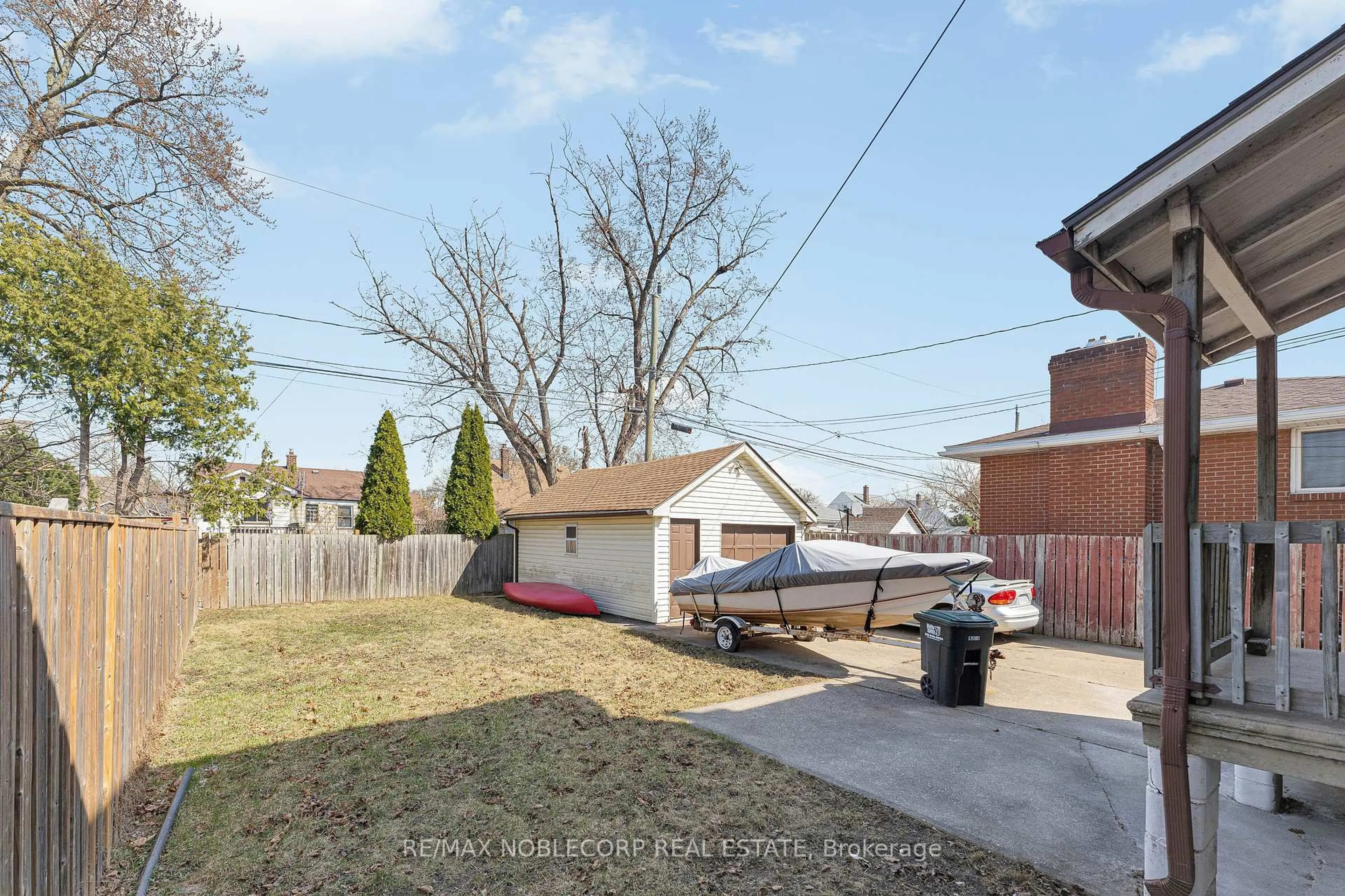 A pic from outside/outdoor area/front of a property/back of a property/a pic from drone, street for 1640 Pillette Rd, Windsor Ontario N8Y 3C5