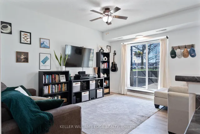 Additional property image - 262 Dundas St Unit 106